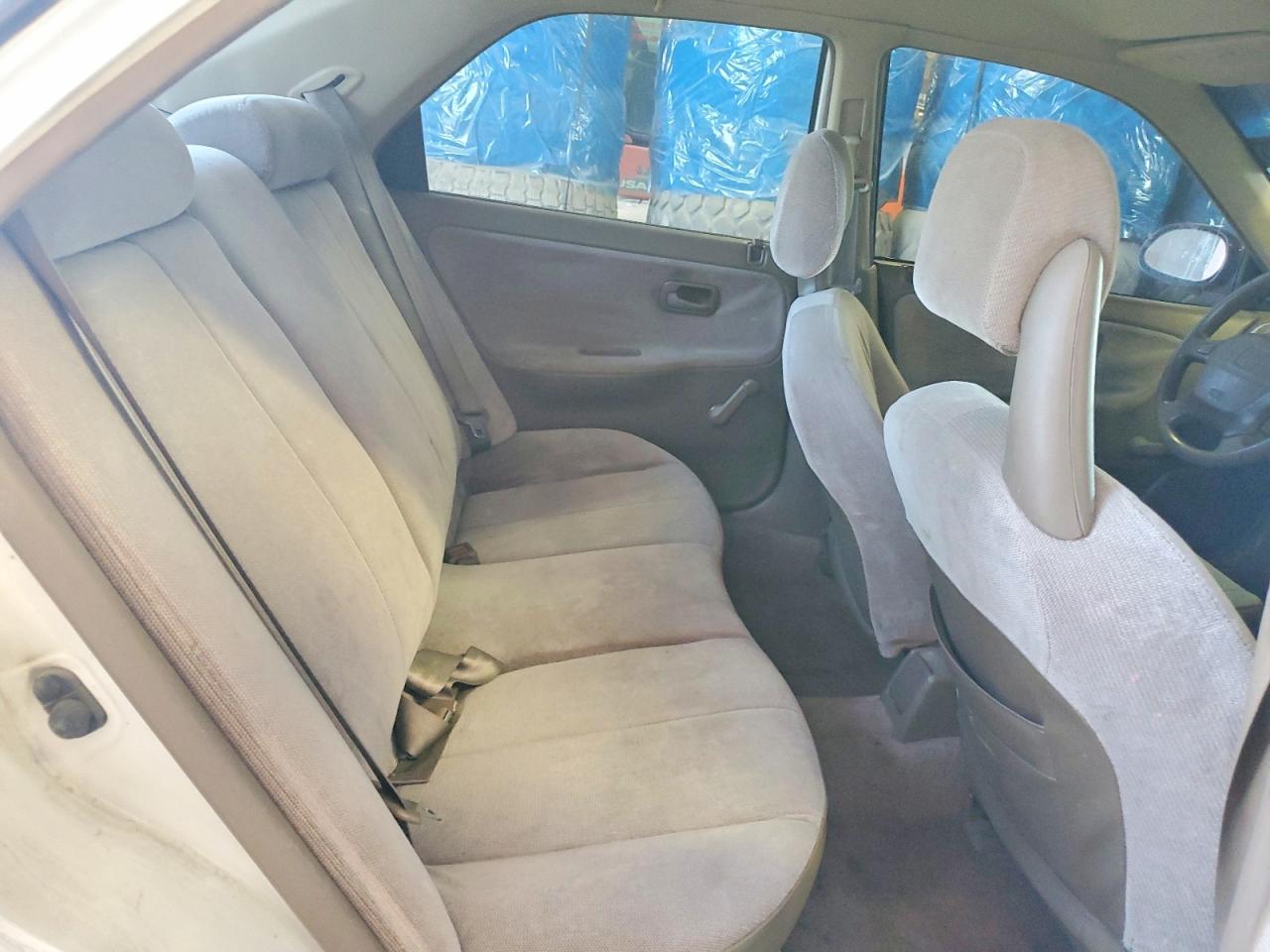 1994 Honda Civic Dx White vin: 1HGEG8544RL037173