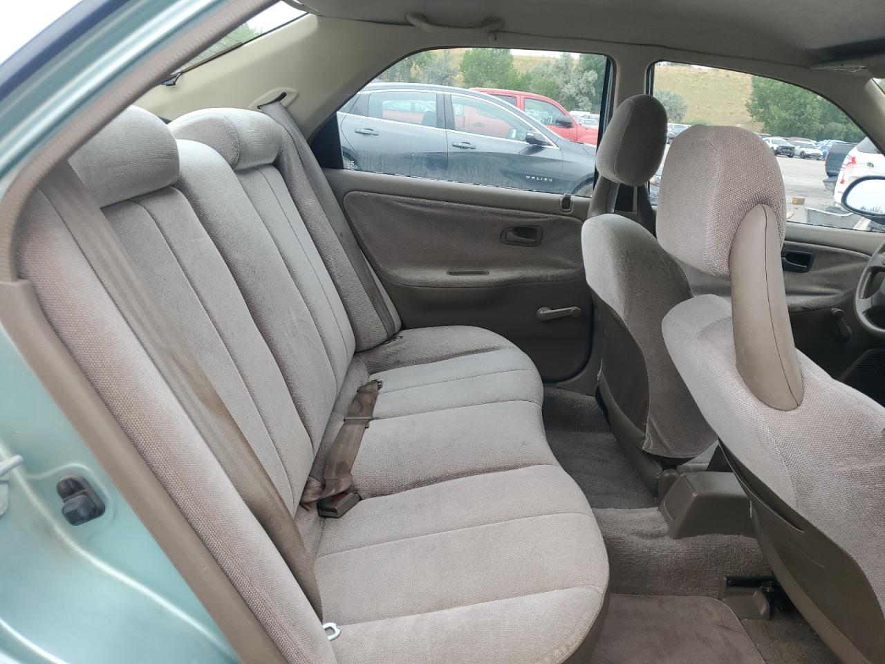 1992 Honda Civic Dx Silver vin: 1HGEG8546NL071111