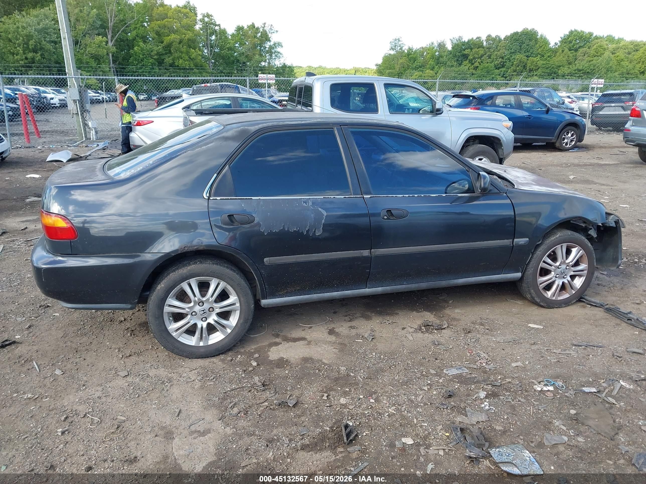 1993 Honda Civic Dx Black vin: 1HGEG8646PL028115