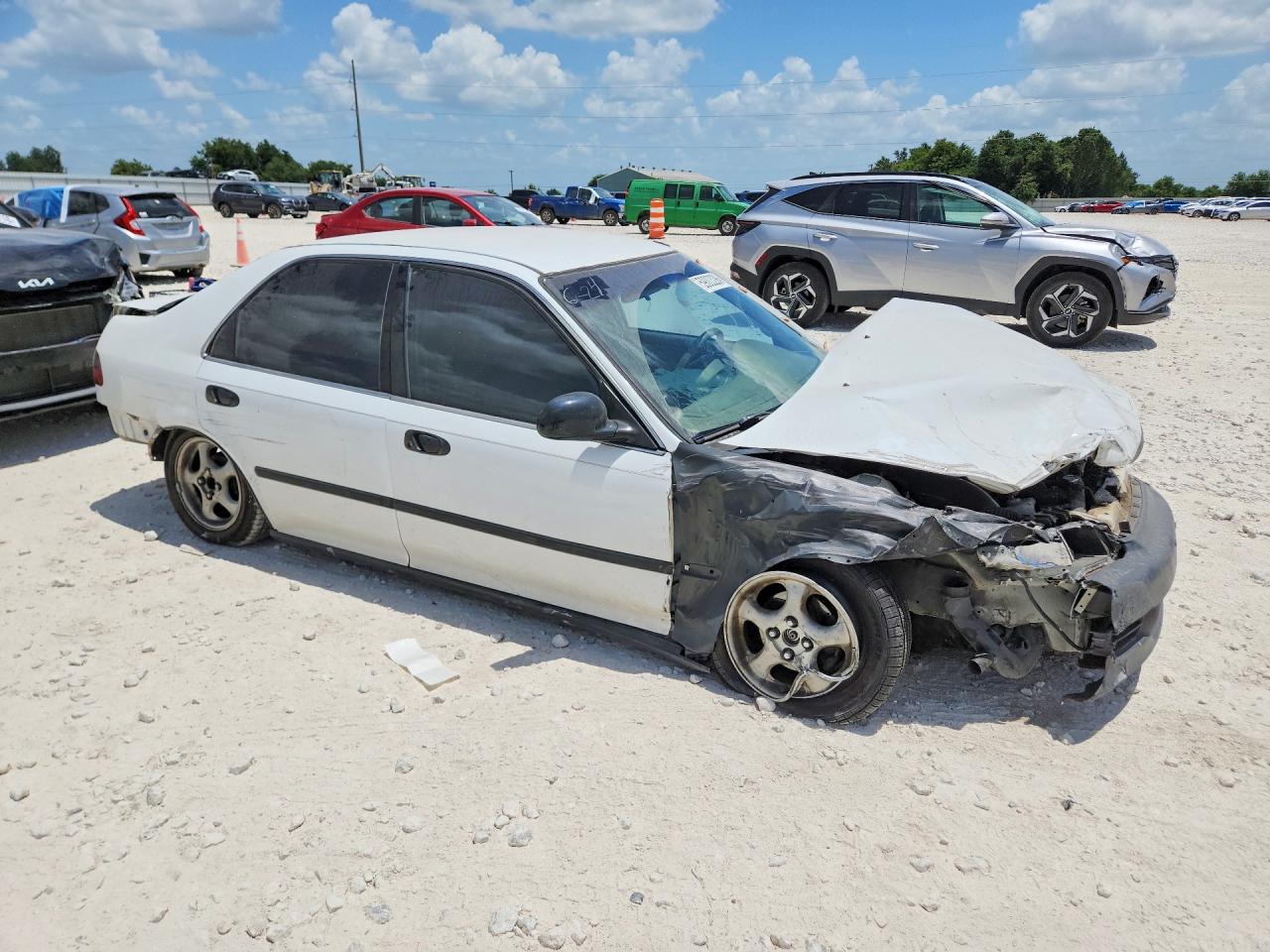 1995 Honda Civic Lx White vin: 1HGEG8657SL025452