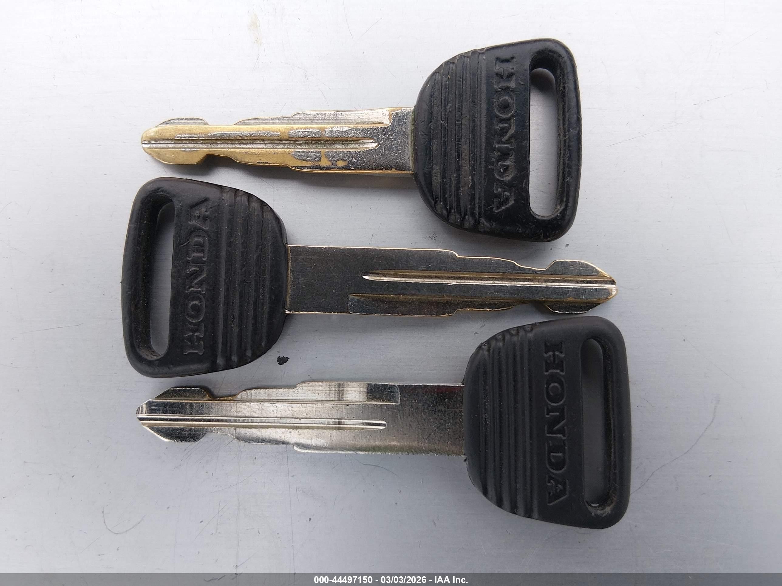 1998 Honda Civic Dx Красный vin: 1HGEJ6226WL035753