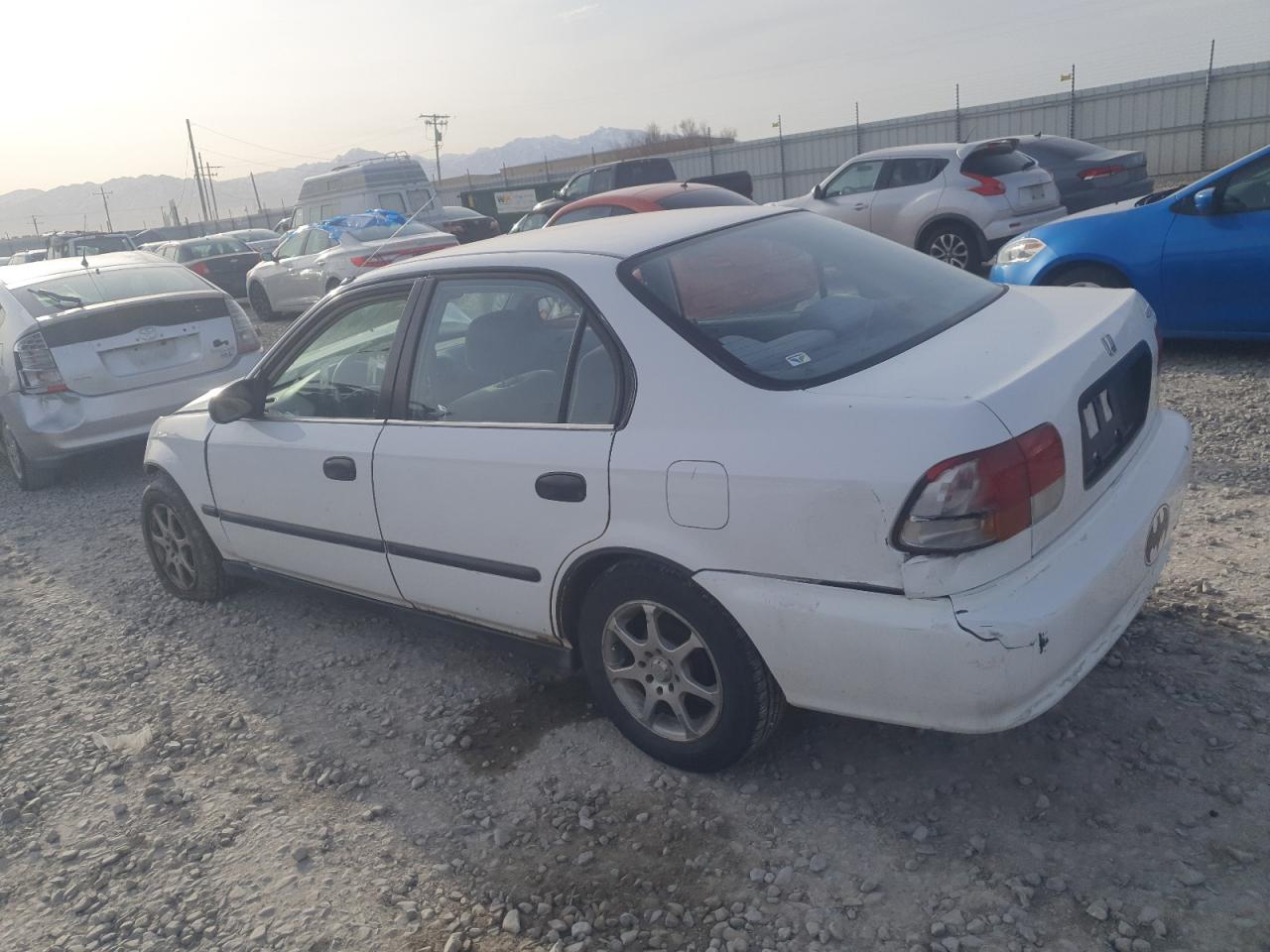 1997 Honda Civic Dx White vin: 1HGEJ662XVL002876