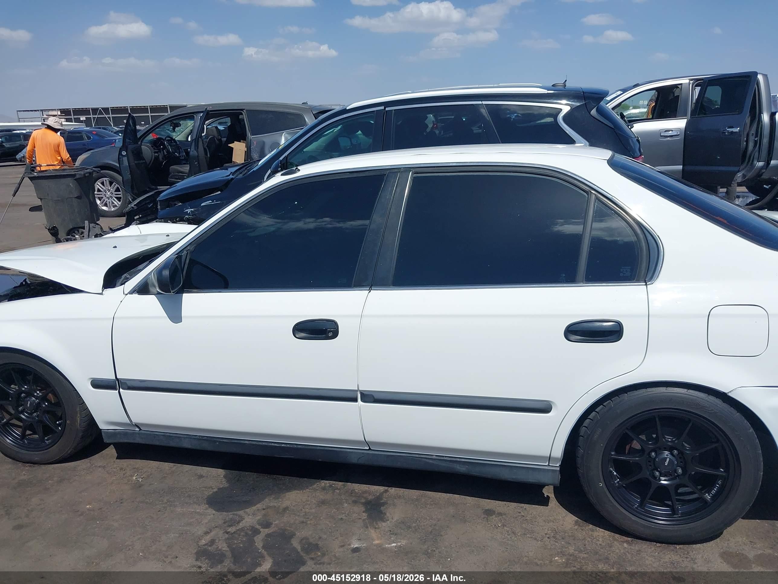 1998 Honda Civic Lx Белый vin: 1HGEJ6670WL050562