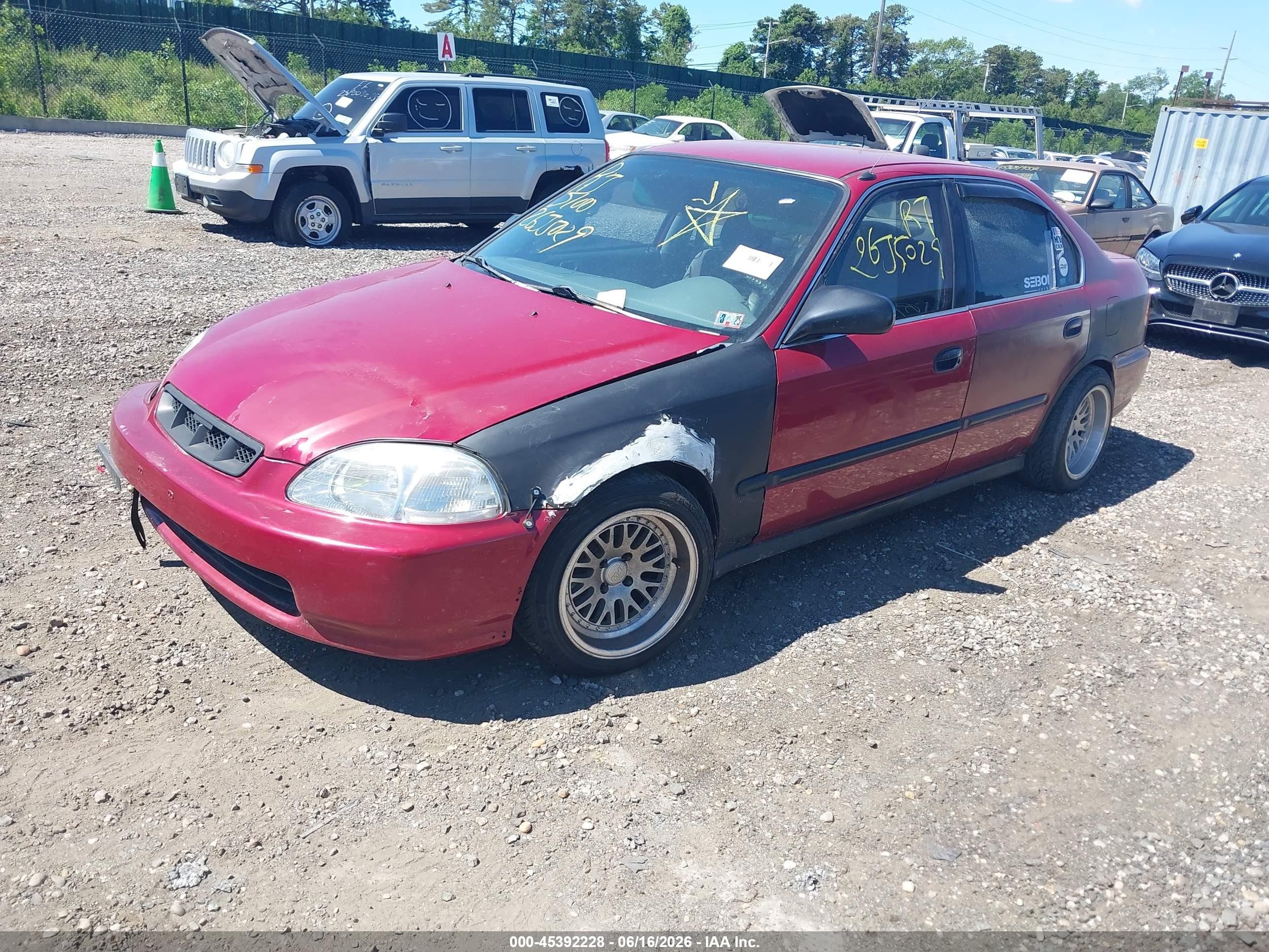 1998 Honda Civic Lx Red vin: 1HGEJ6671WL026058