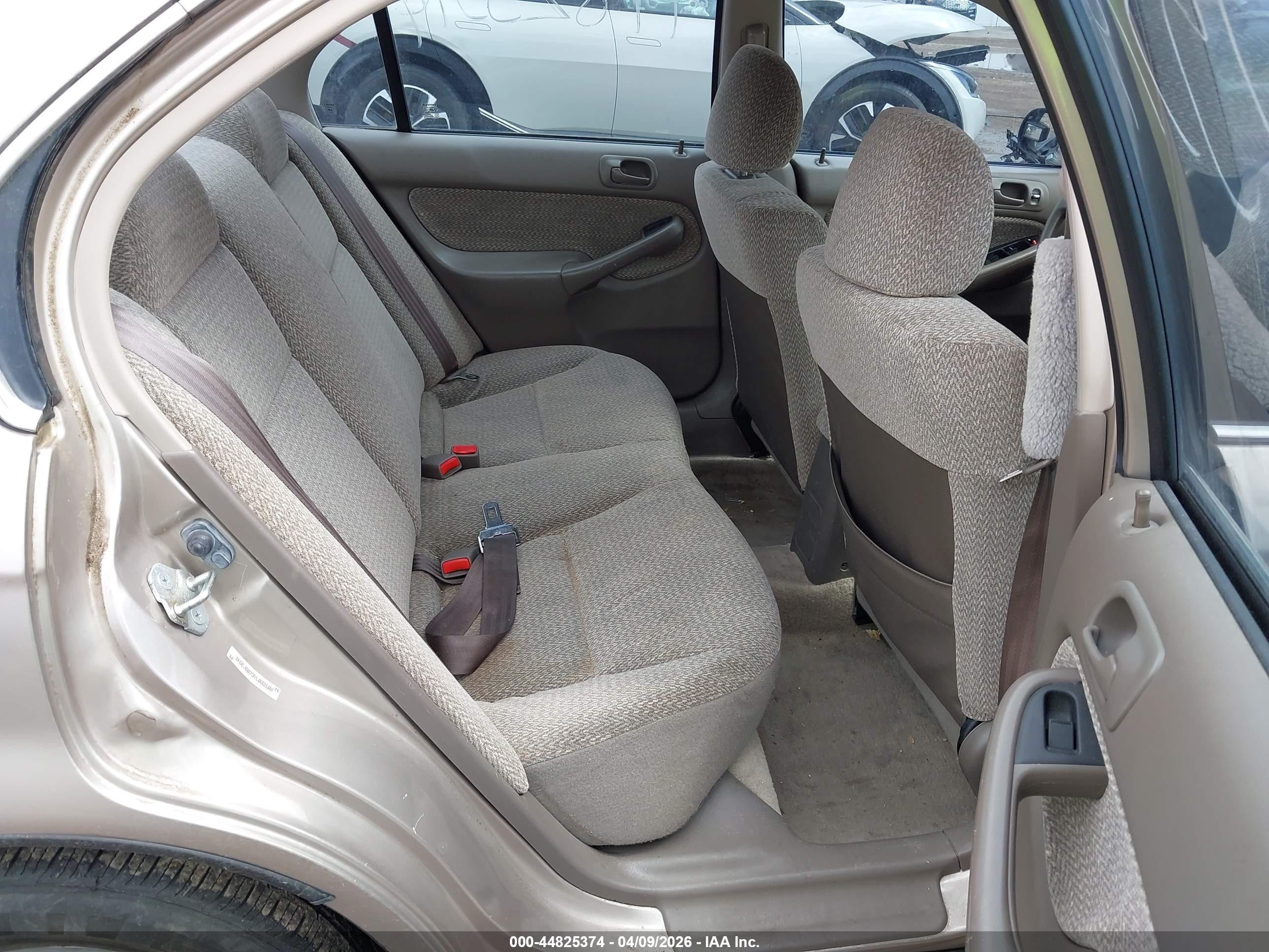 2000 Honda Civic Lx Желто-коричневый vin: 1HGEJ6673YL003108