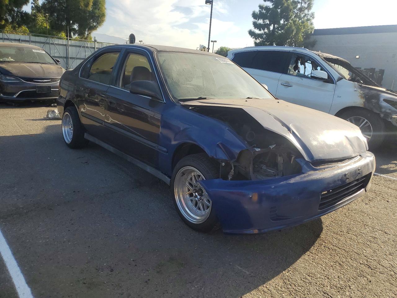 2000 Honda Civic Lx Burgundy vin: 1HGEJ6673YL052406