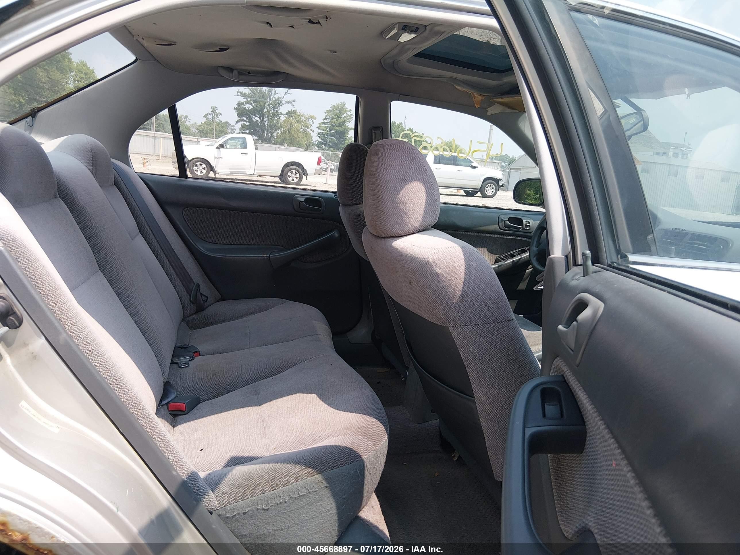 1998 Honda Civic Lx Silver vin: 1HGEJ6678WL003389