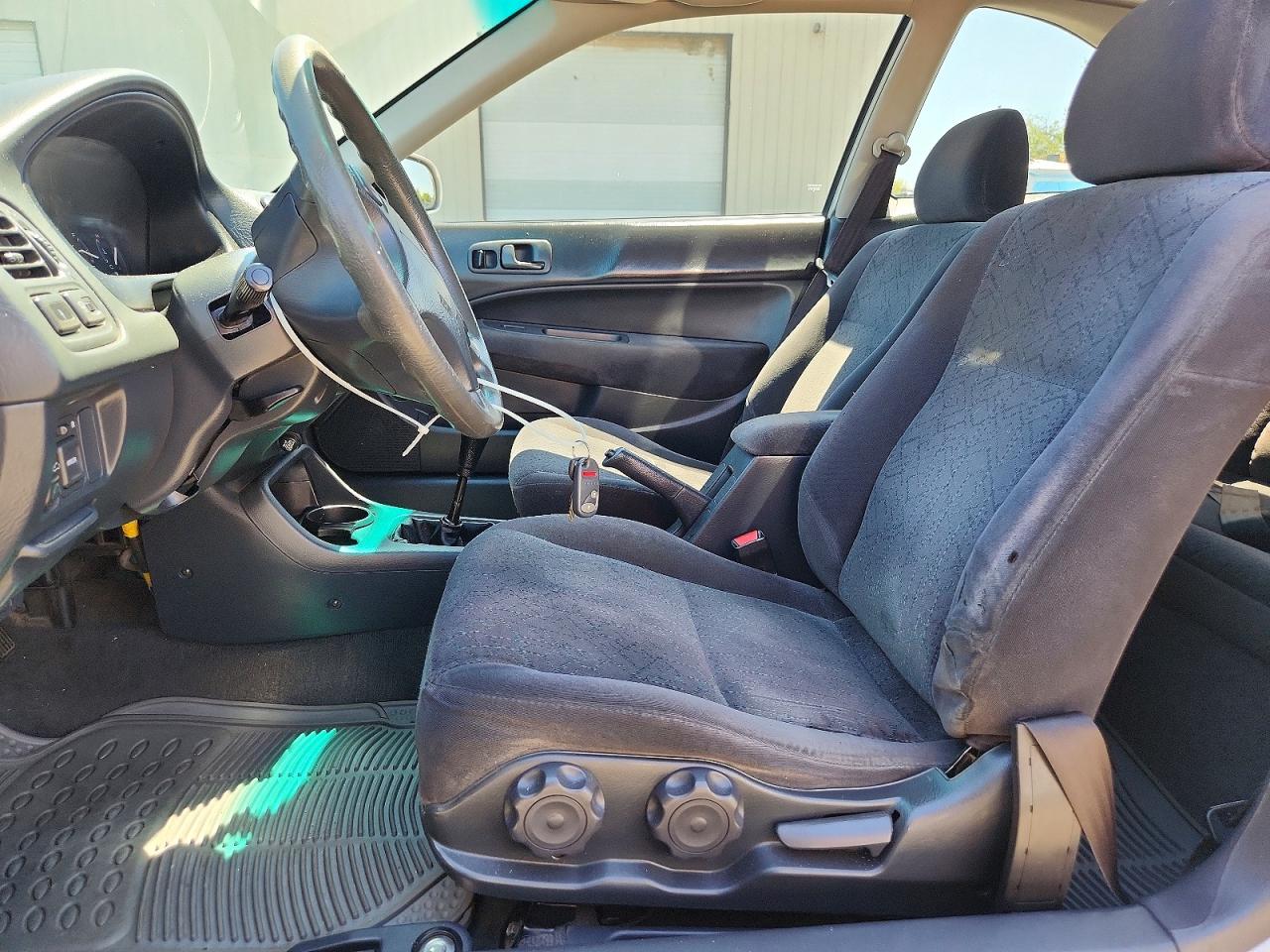 2000 Honda Civic Ex Silver vin: 1HGEJ8141YL076728