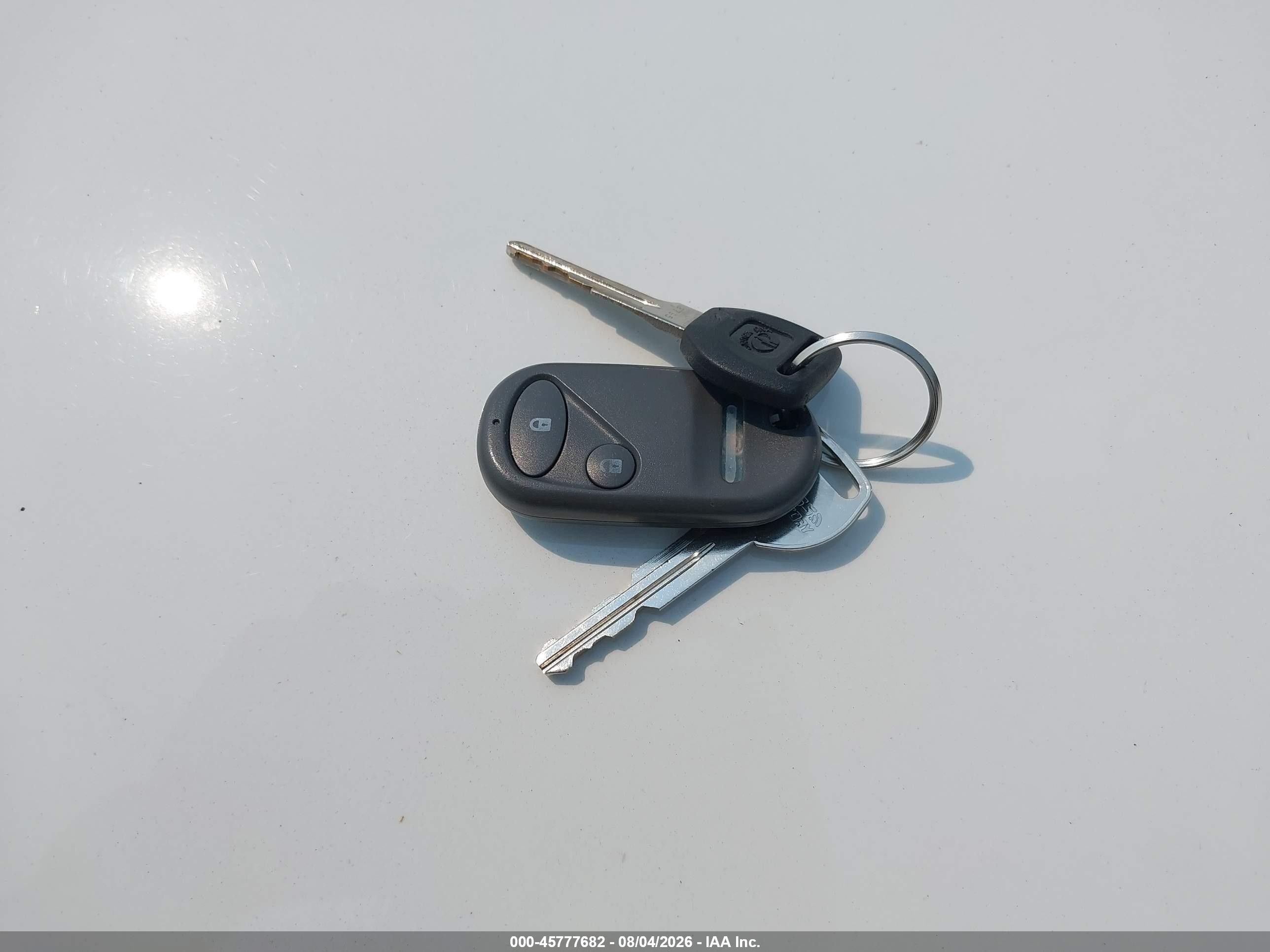 2000 Honda Civic Ex White vin: 1HGEJ8149YL123035