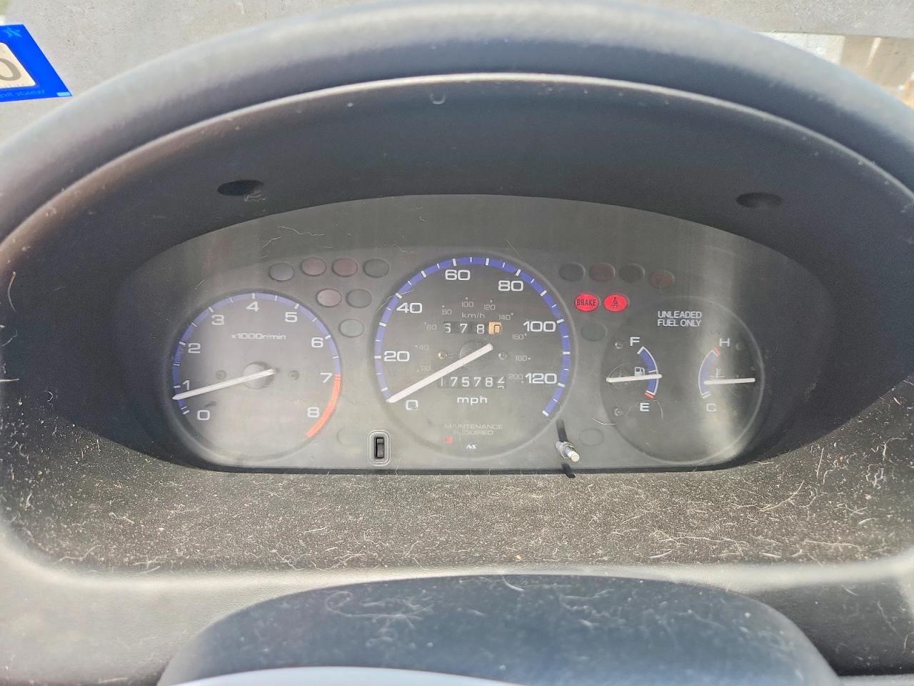 1998 Honda Civic Two Tone vin: 1HGEJ814XWL129083