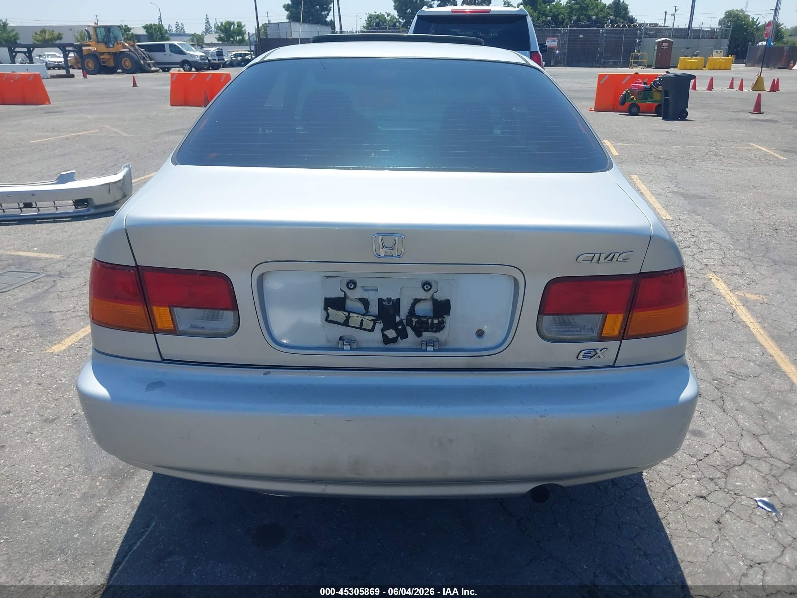 1997 Honda Civic Ex Silver vin: 1HGEJ8240VL107090