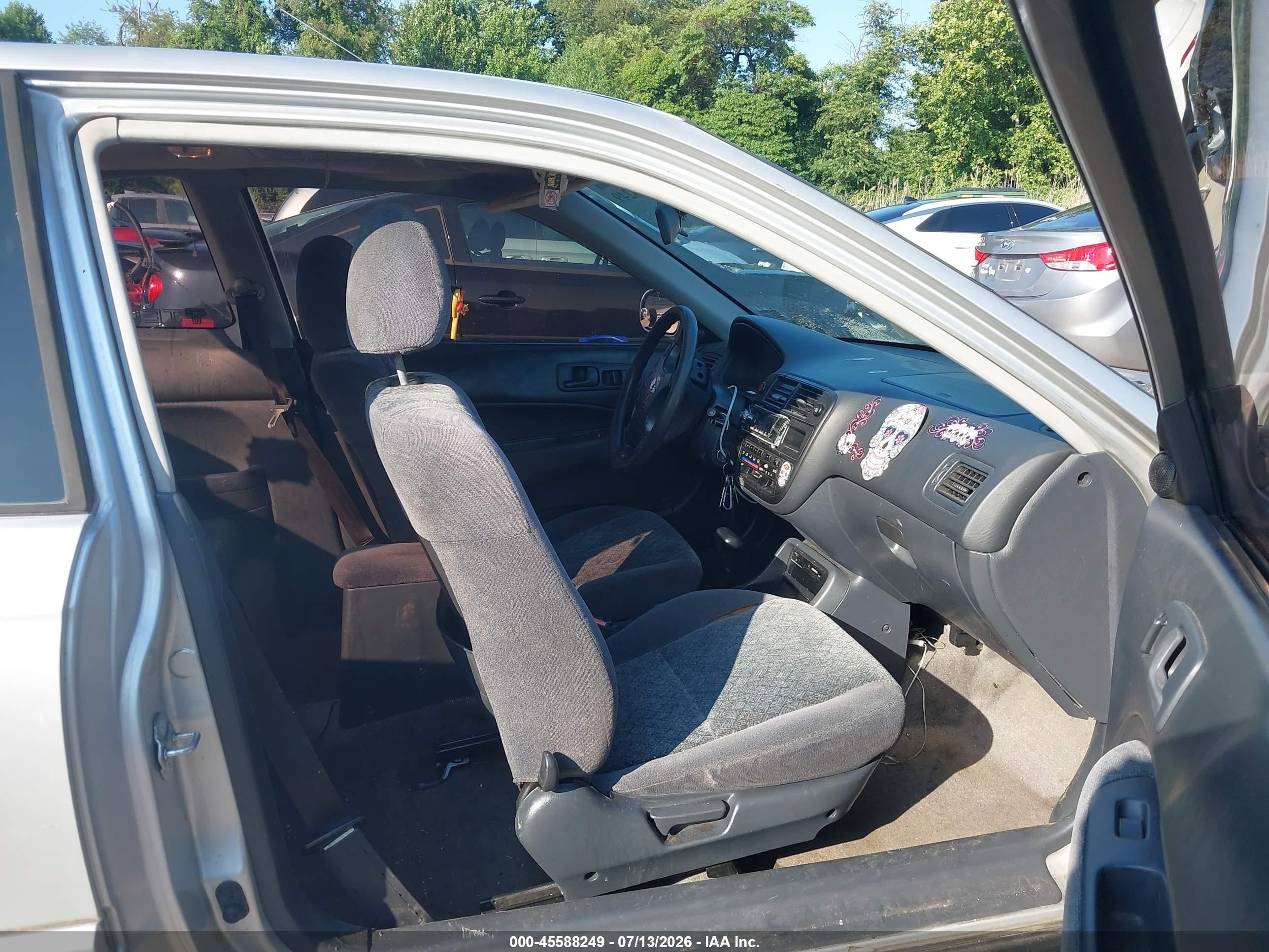 1998 Honda Civic Ex Silver vin: 1HGEJ8243WL114584