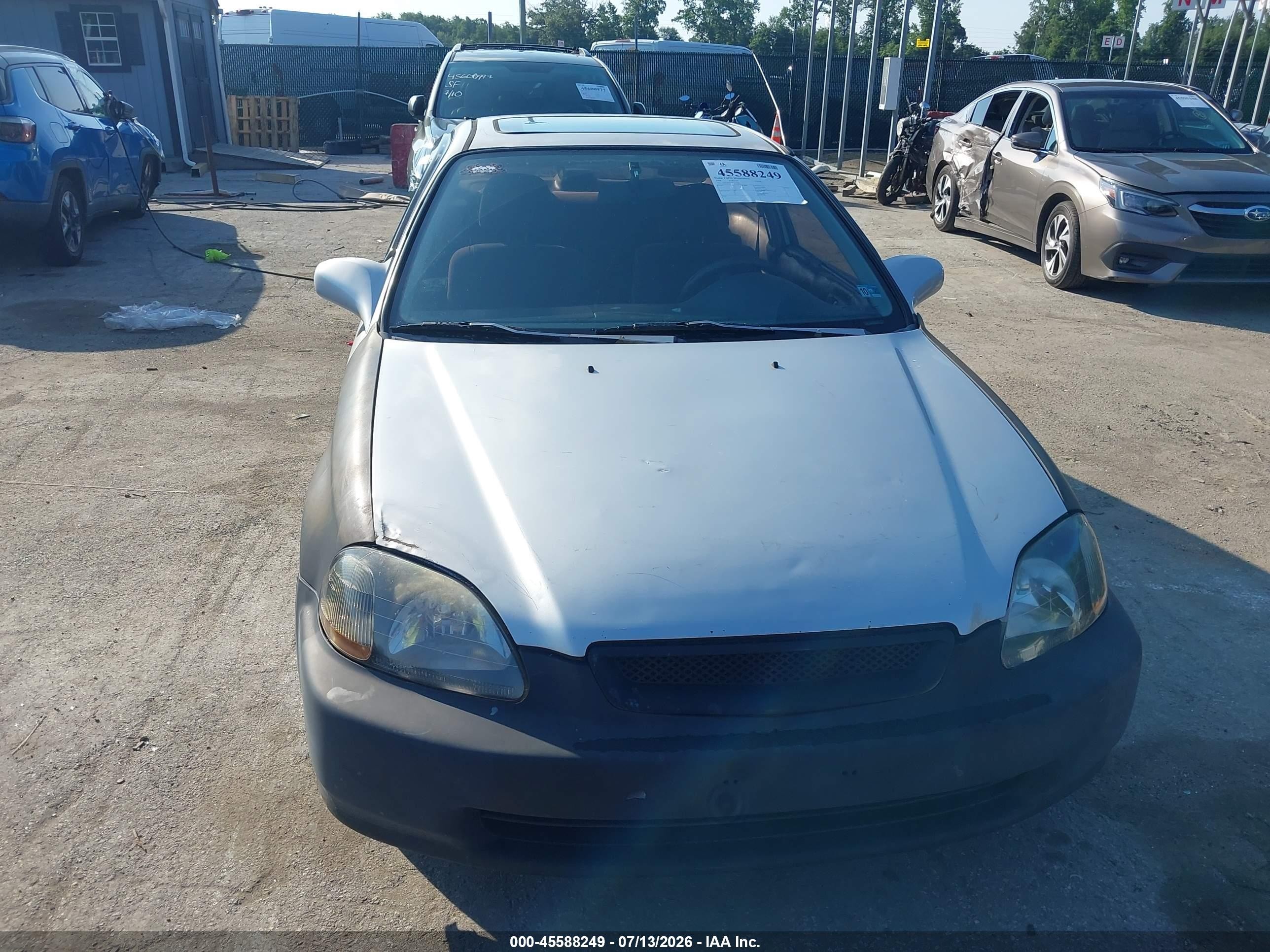 1998 Honda Civic Ex Silver vin: 1HGEJ8243WL114584