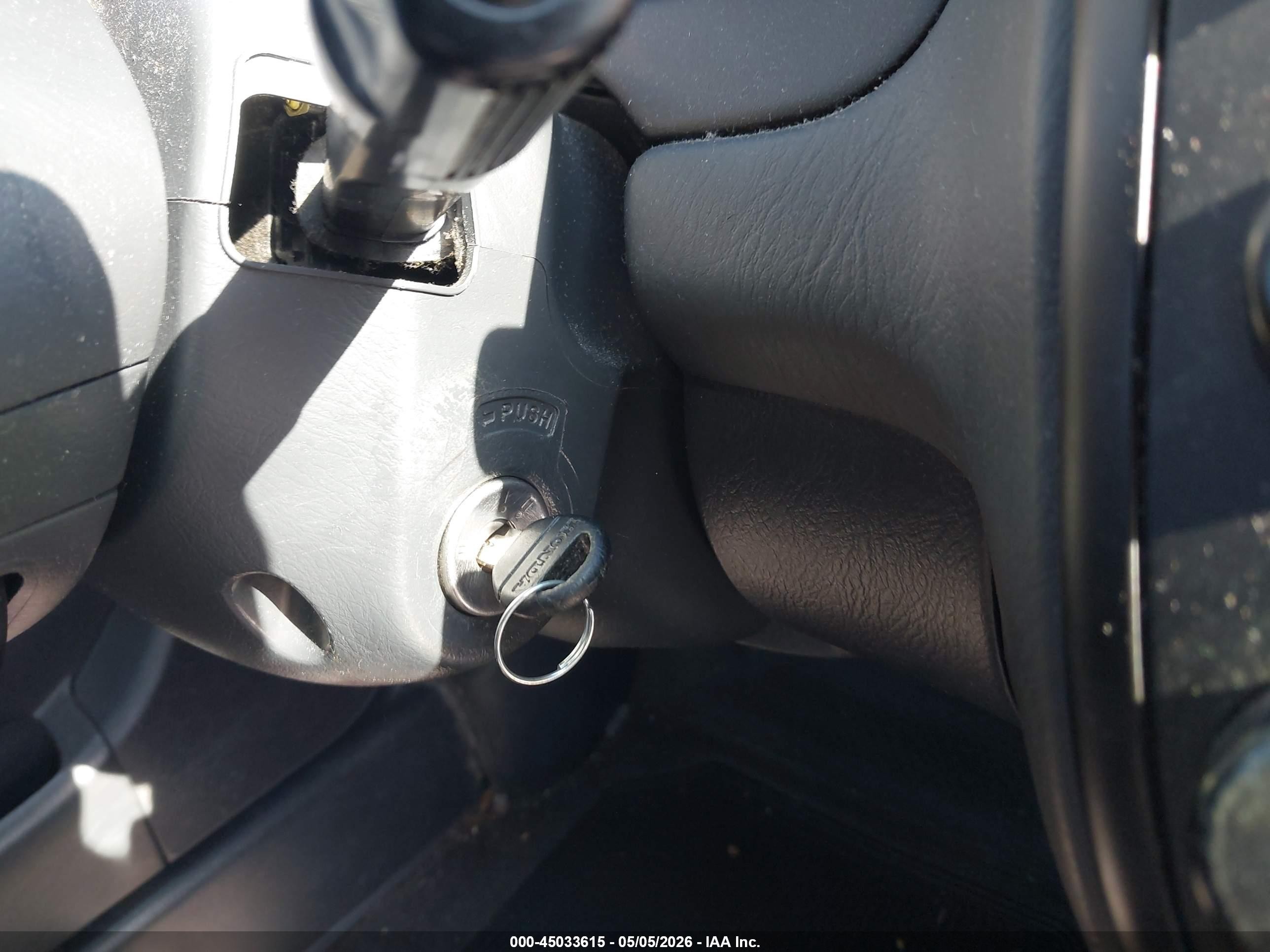 2000 Honda Civic Ex Silver vin: 1HGEJ8244YL078052