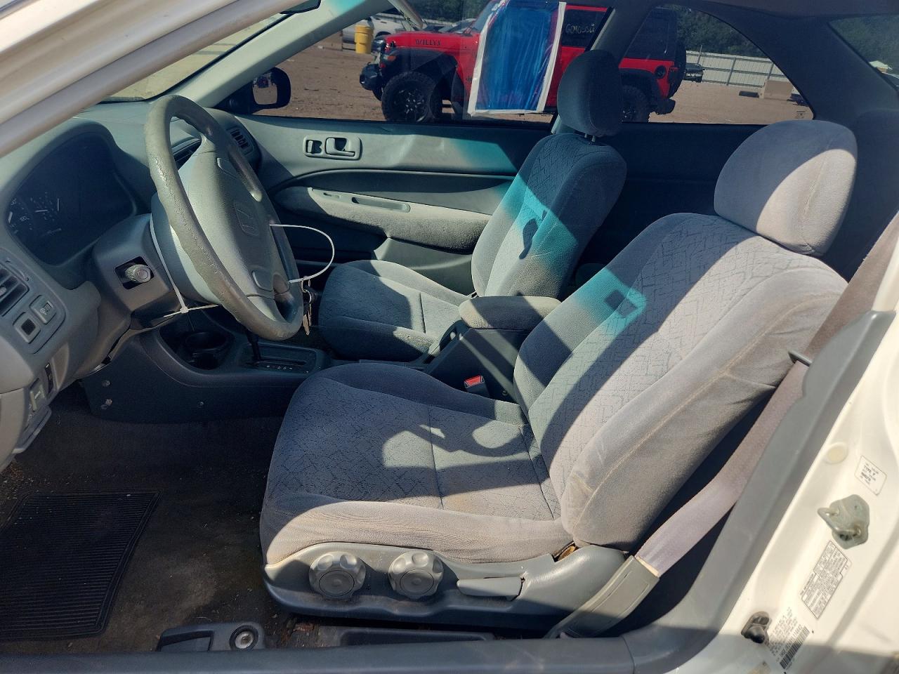 2000 Honda Civic Ex Белый vin: 1HGEJ8249YL114642