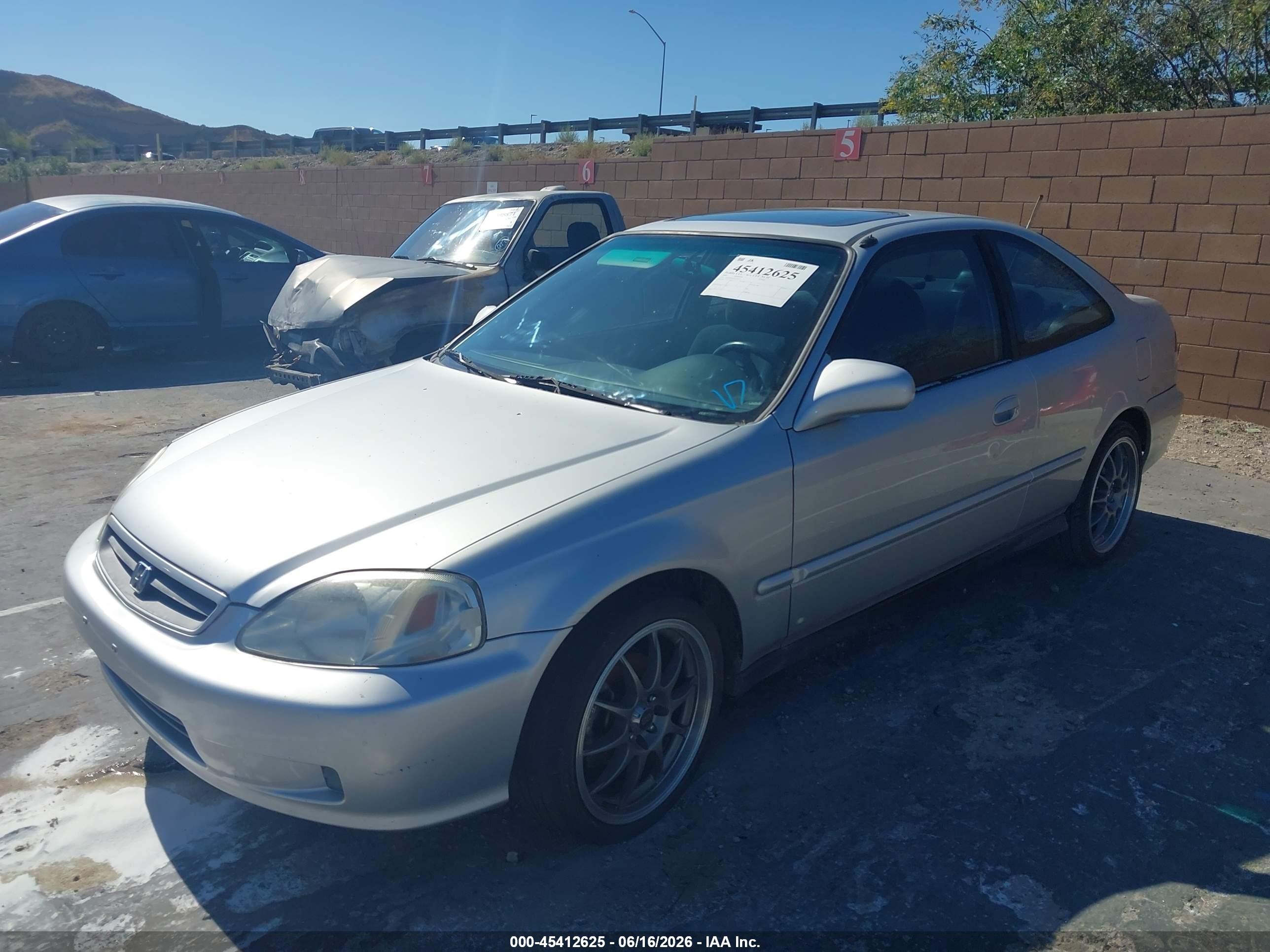 2000 Honda Civic Ex Серебряный vin: 1HGEJ824XYL072711