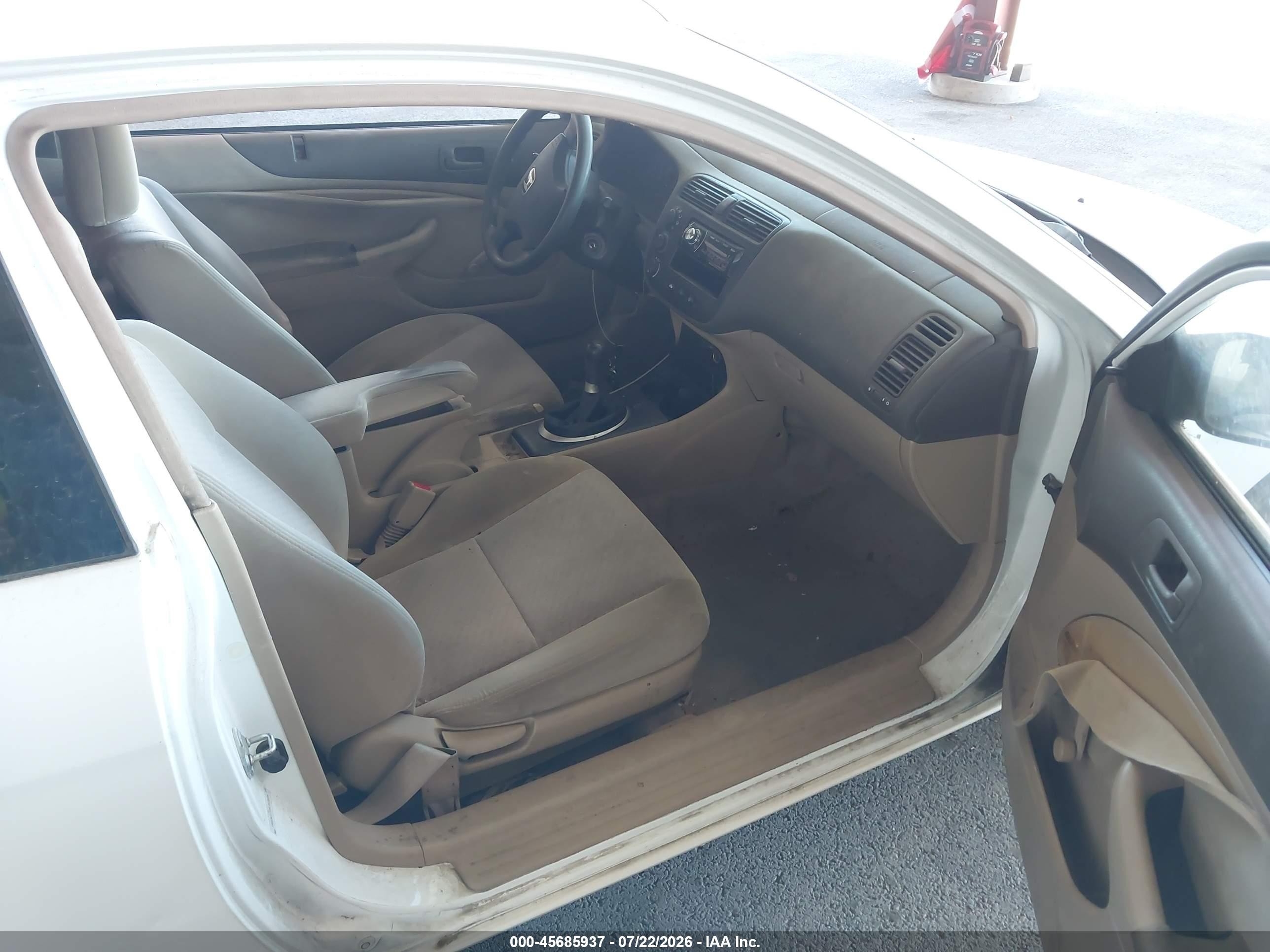 2005 Honda Civic Vp Белый vin: 1HGEM21105L063684