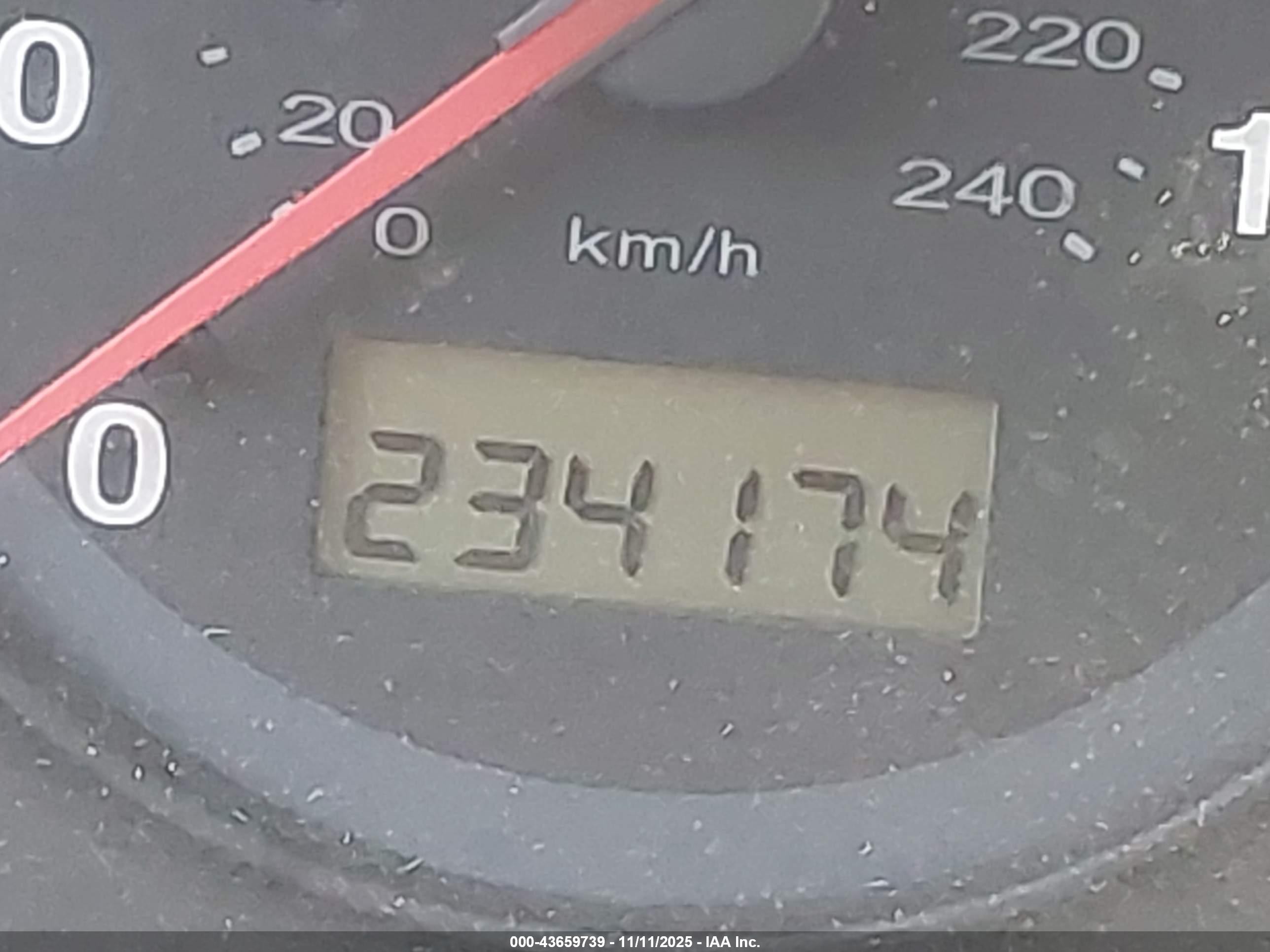 2004 Honda Civic Vp Red vin: 1HGEM21114L085210