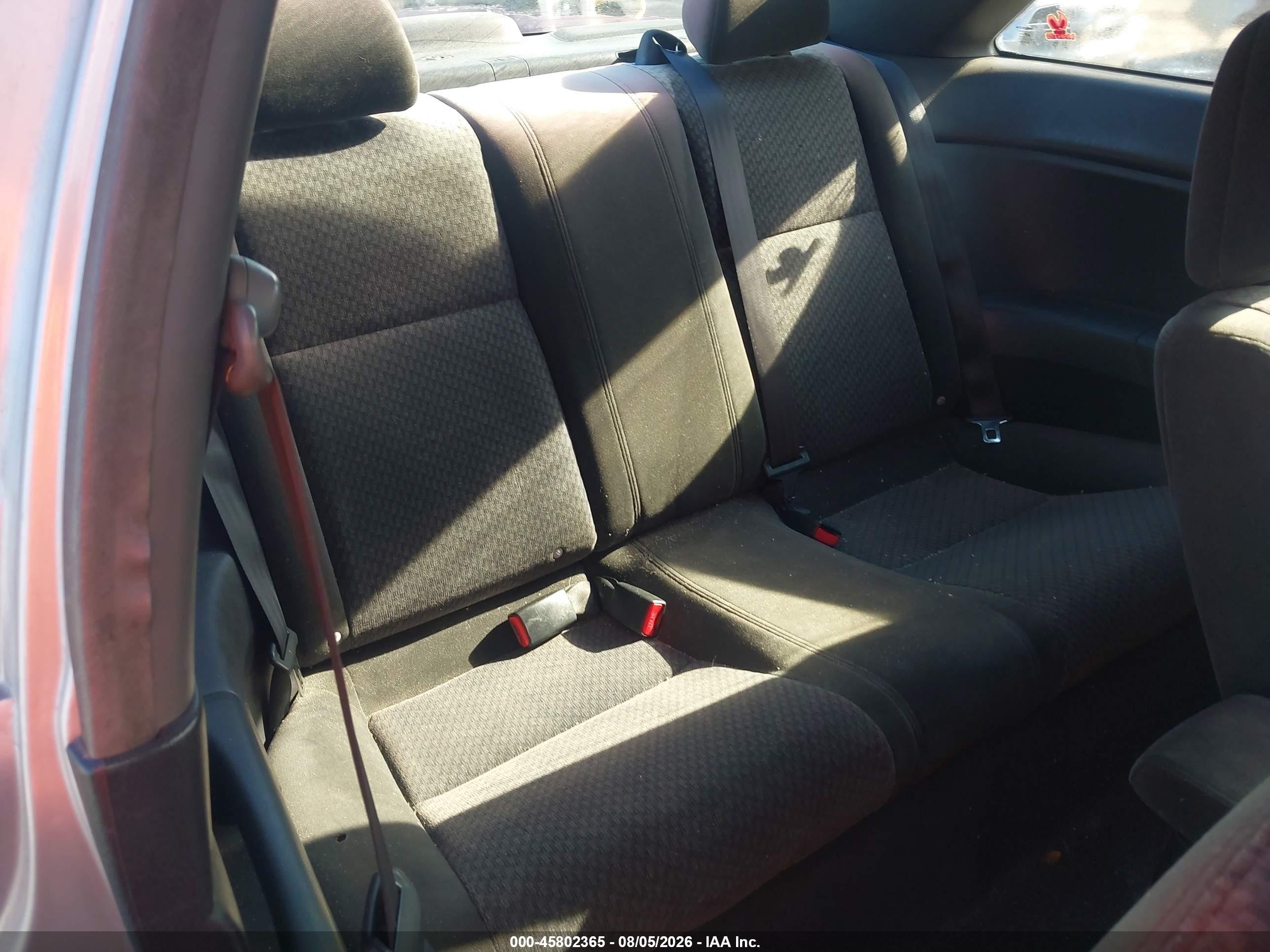2004 Honda Civic Dx Vp Silver vin: 1HGEM21124L069646