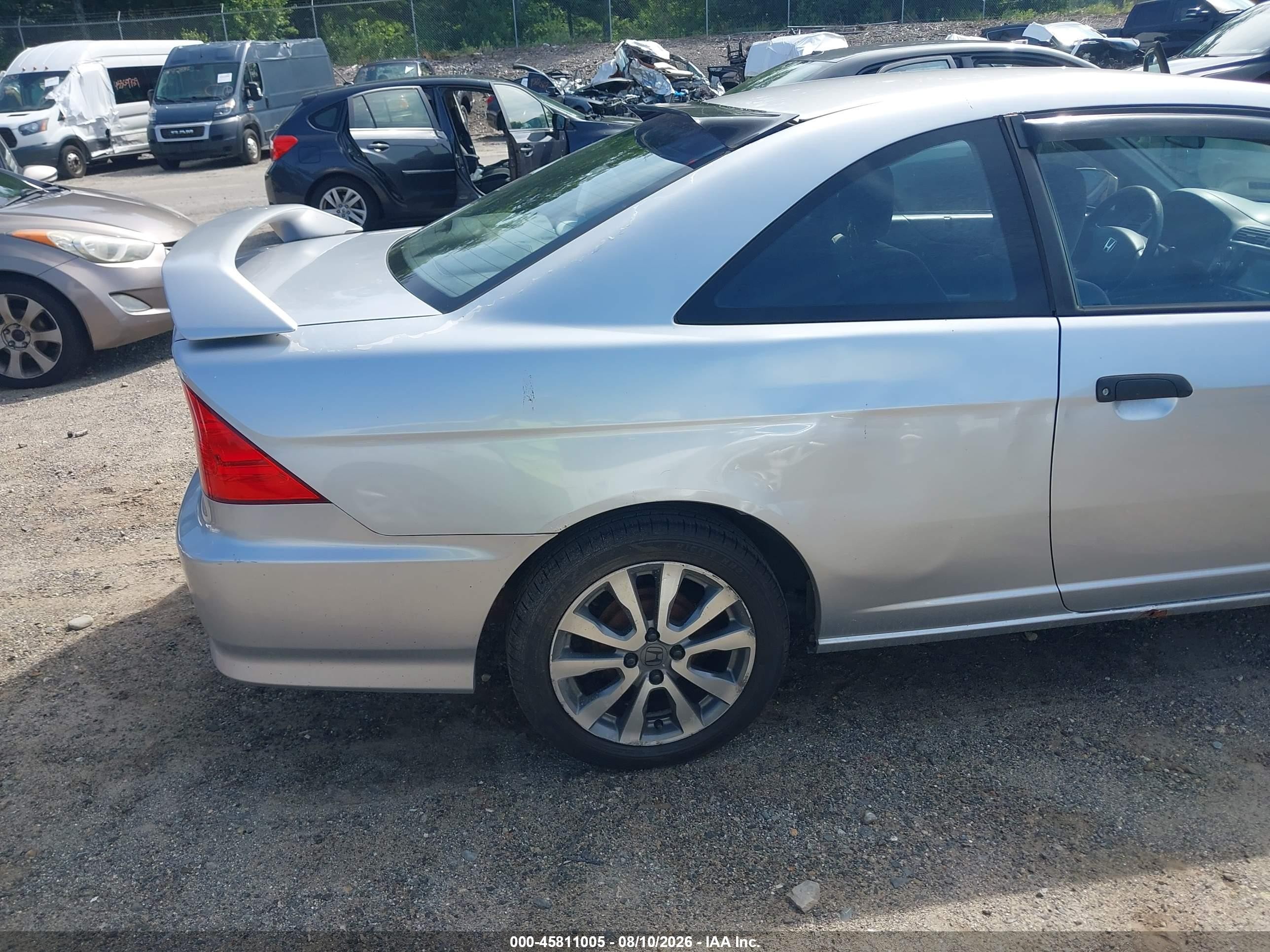 2005 Honda Civic Vp Silver vin: 1HGEM21125L065520