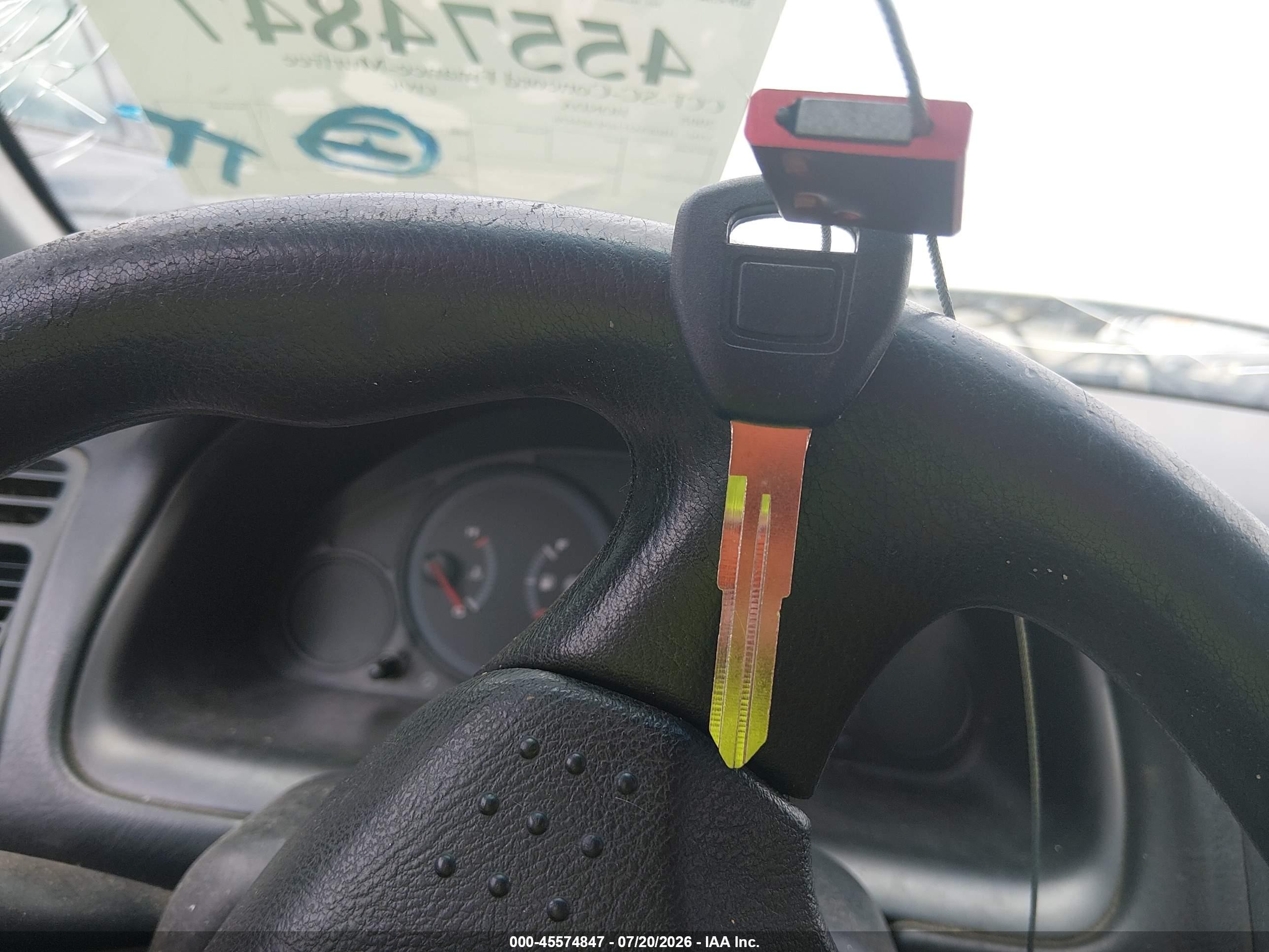 2005 Honda Civic Vp Серебряный vin: 1HGEM21165L024470