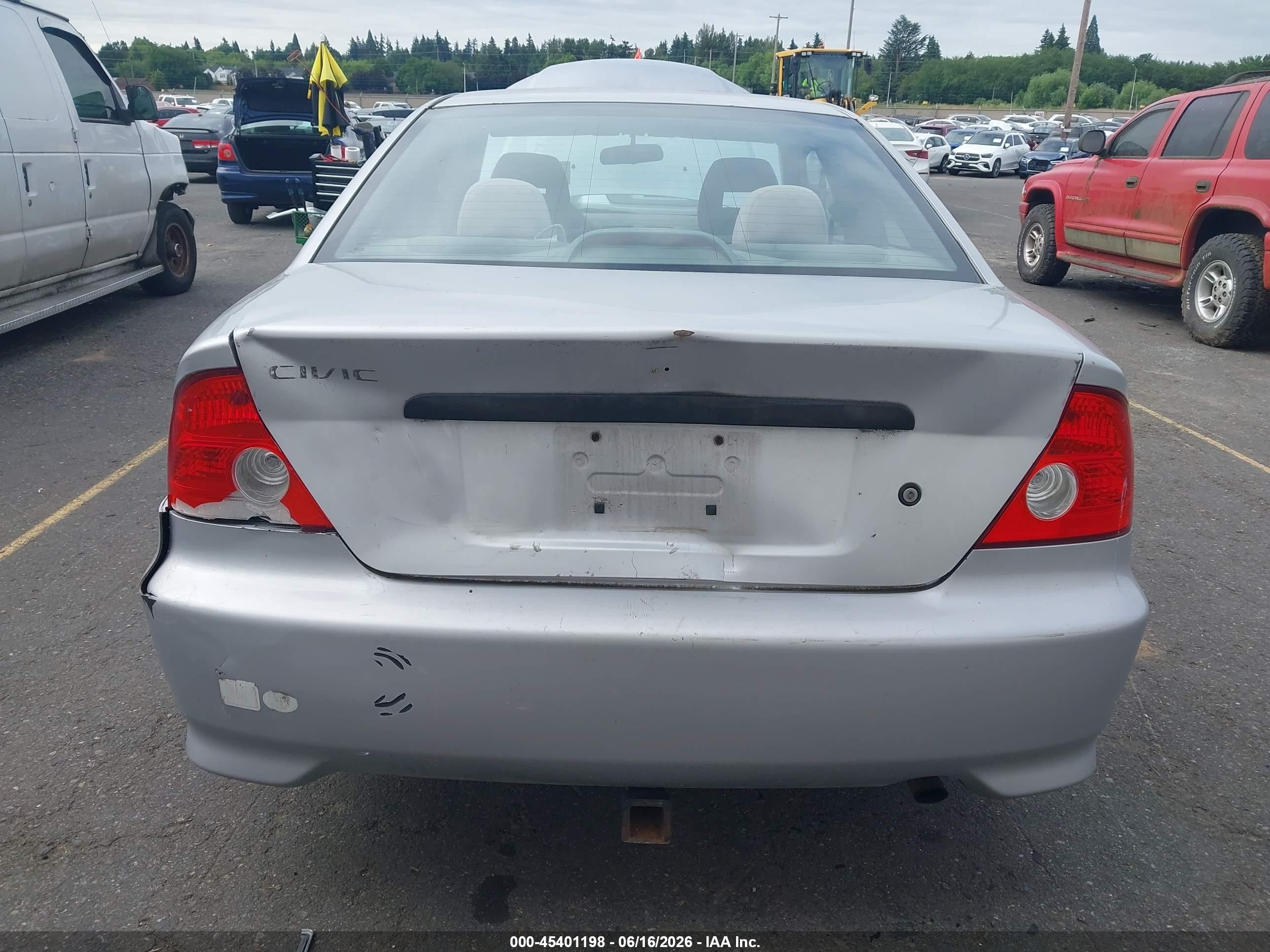 2005 Honda Civic Vp Silver vin: 1HGEM21335L070467