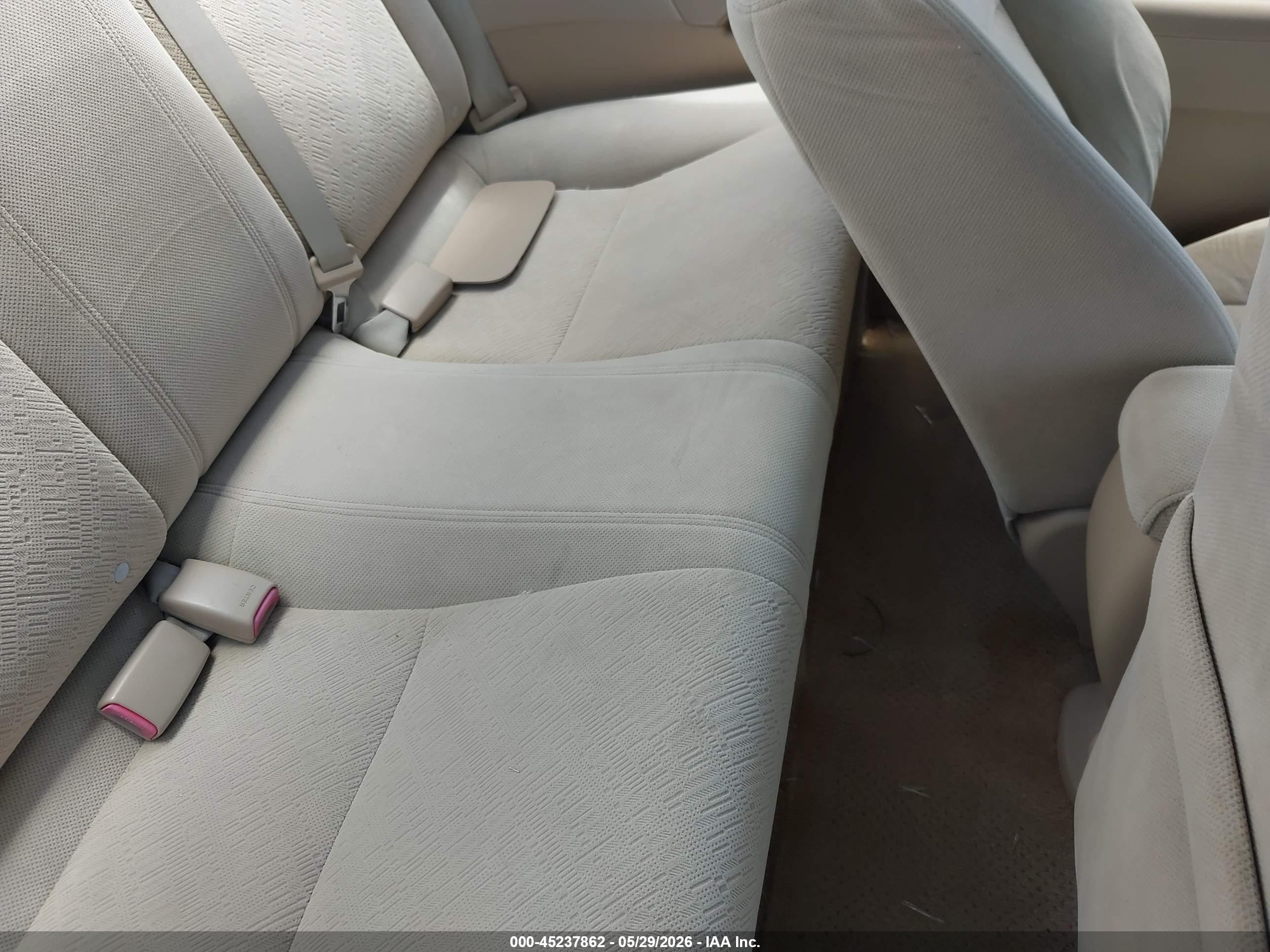 2005 Honda Civic Lx Tan vin: 1HGEM21515L048131