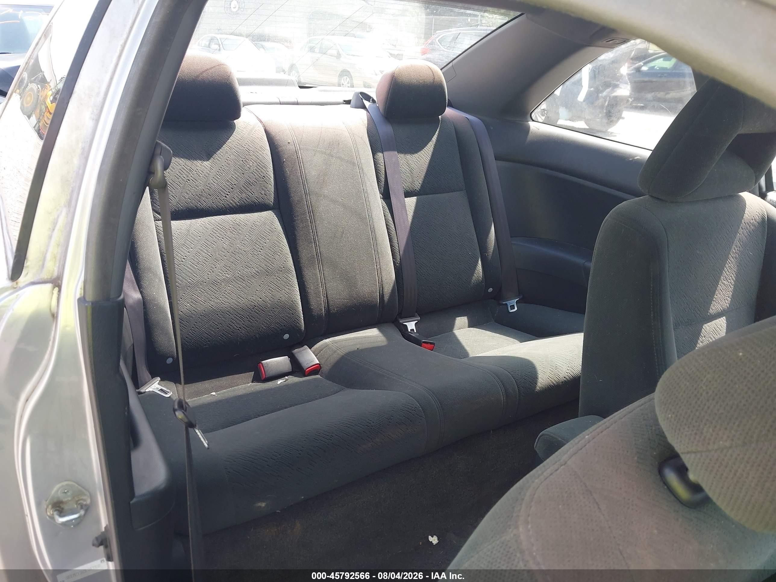 2005 Honda Civic Lx Silver vin: 1HGEM21565L043958