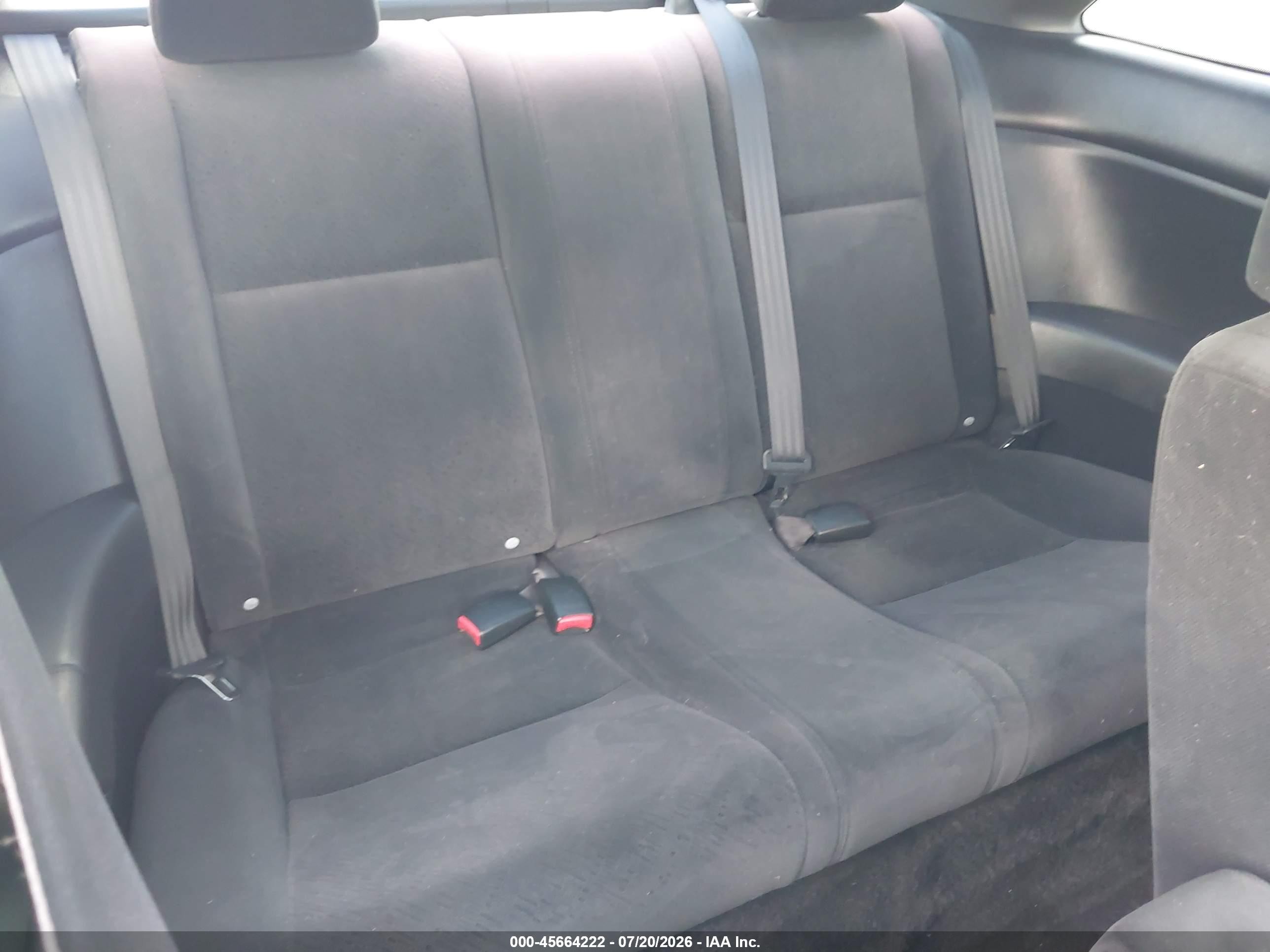 2004 Honda Civic Lx Silver vin: 1HGEM21574L023801