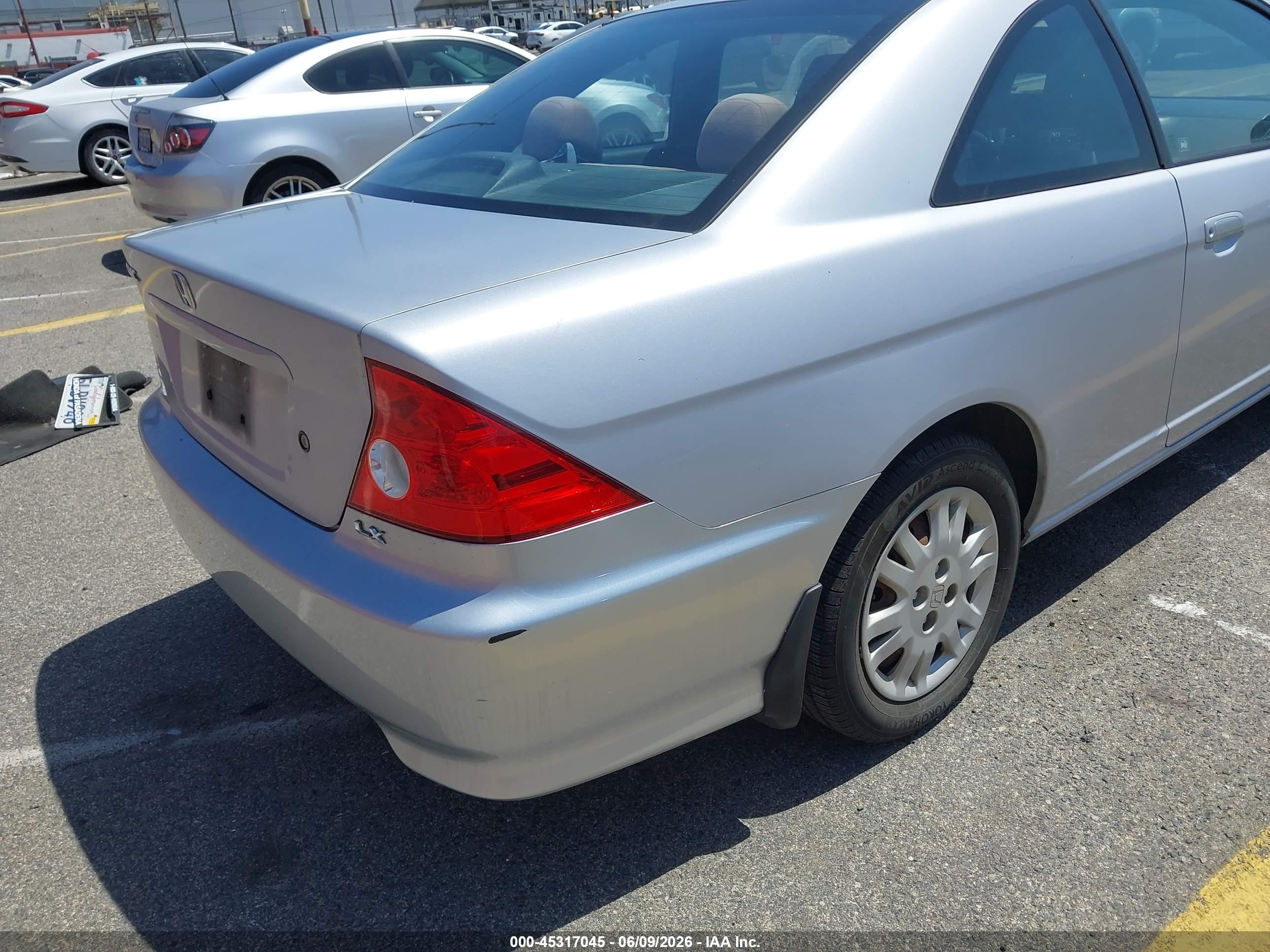 2005 Honda Civic Lx Silver vin: 1HGEM21575L008104