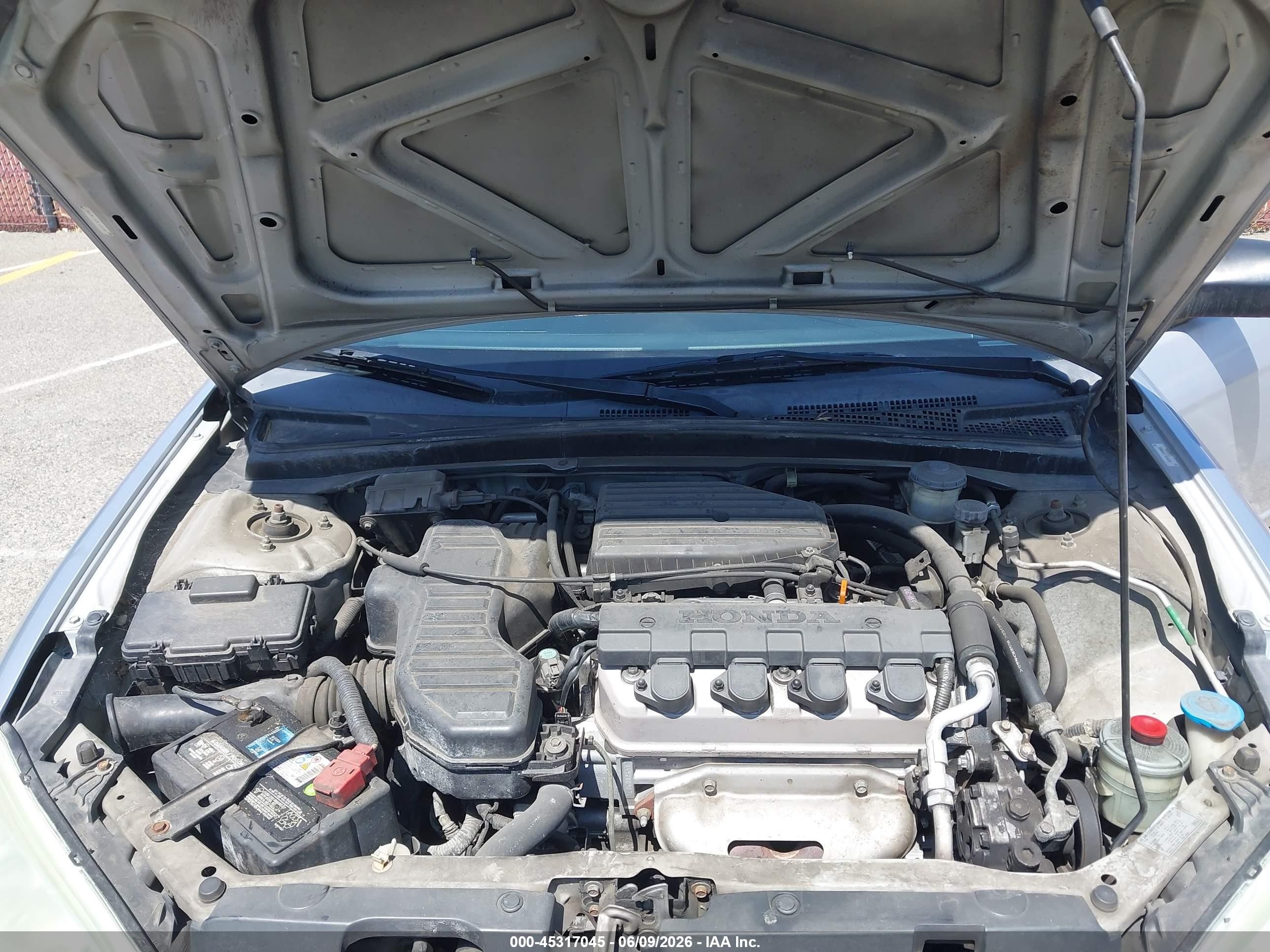 2005 Honda Civic Lx Silver vin: 1HGEM21575L008104