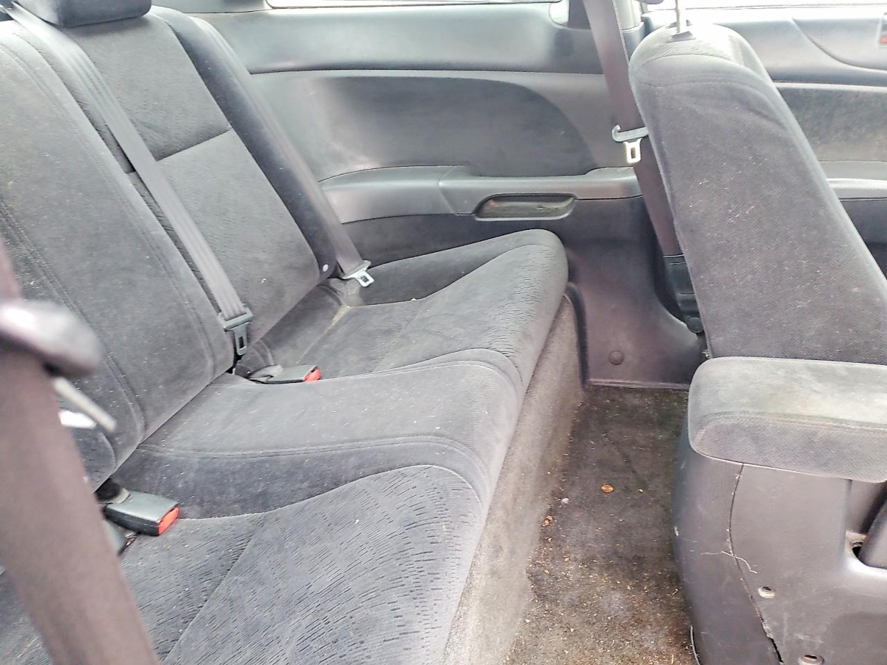 2004 Honda Civic Ex Серебряный vin: 1HGEM21984L085565