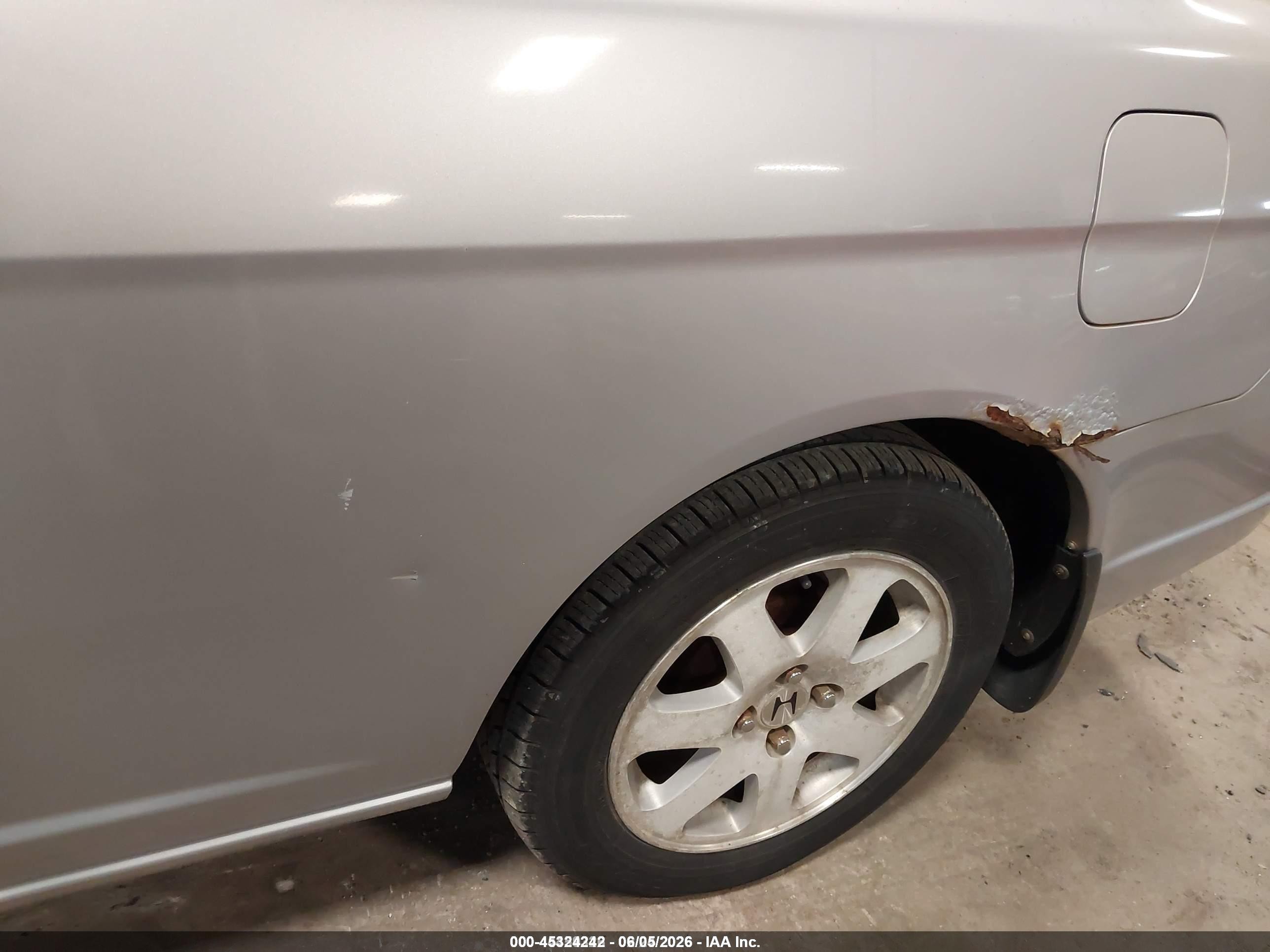 2002 Honda Civic Ex Silver vin: 1HGEM219X2L038566