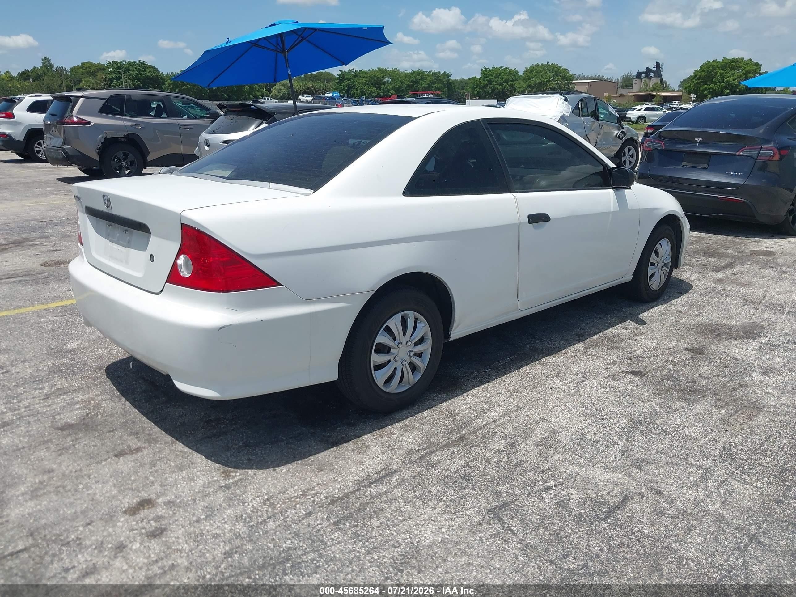 2005 Honda Civic Vp White vin: 1HGEM22115L050439