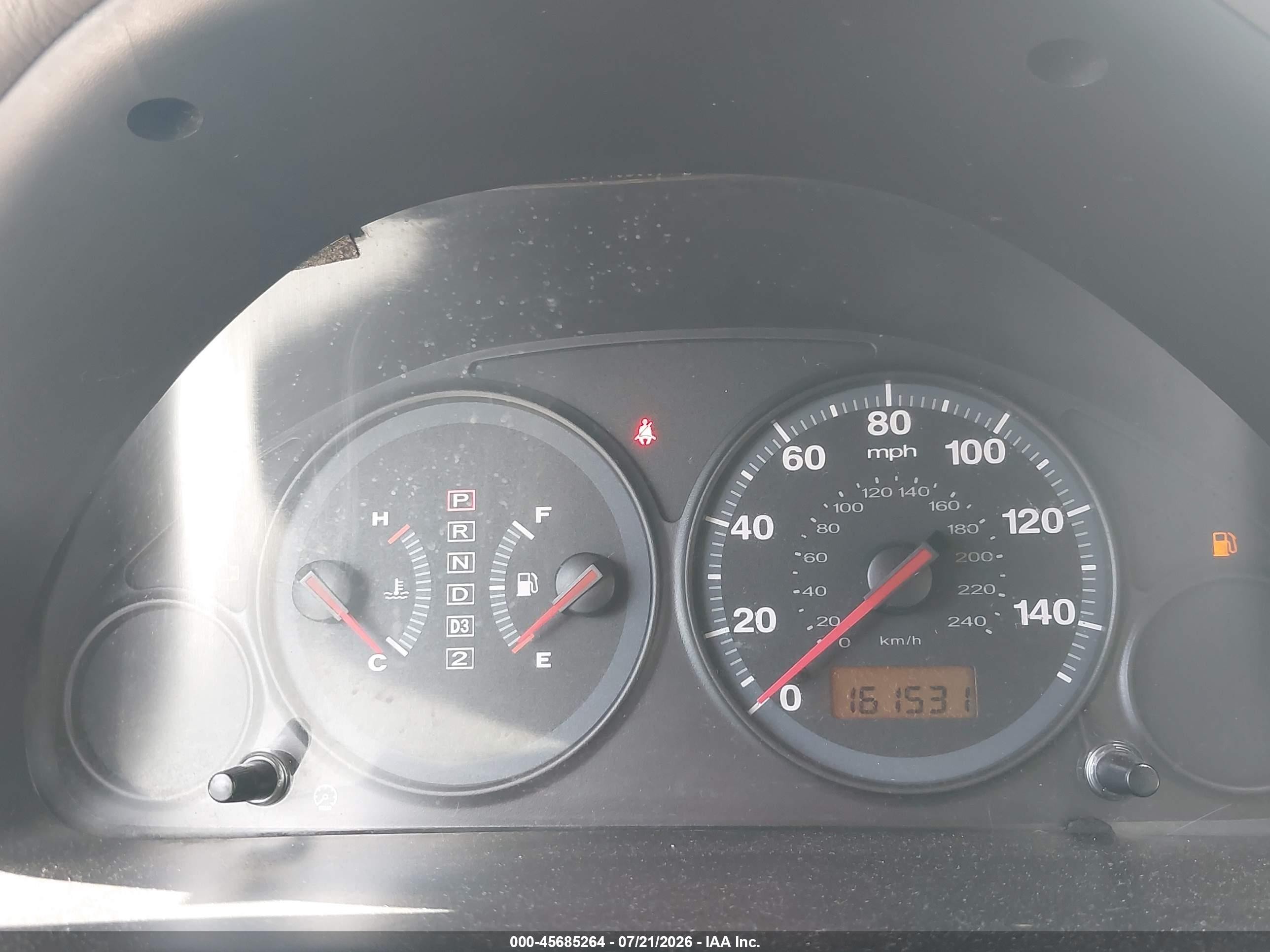 2005 Honda Civic Vp White vin: 1HGEM22115L050439