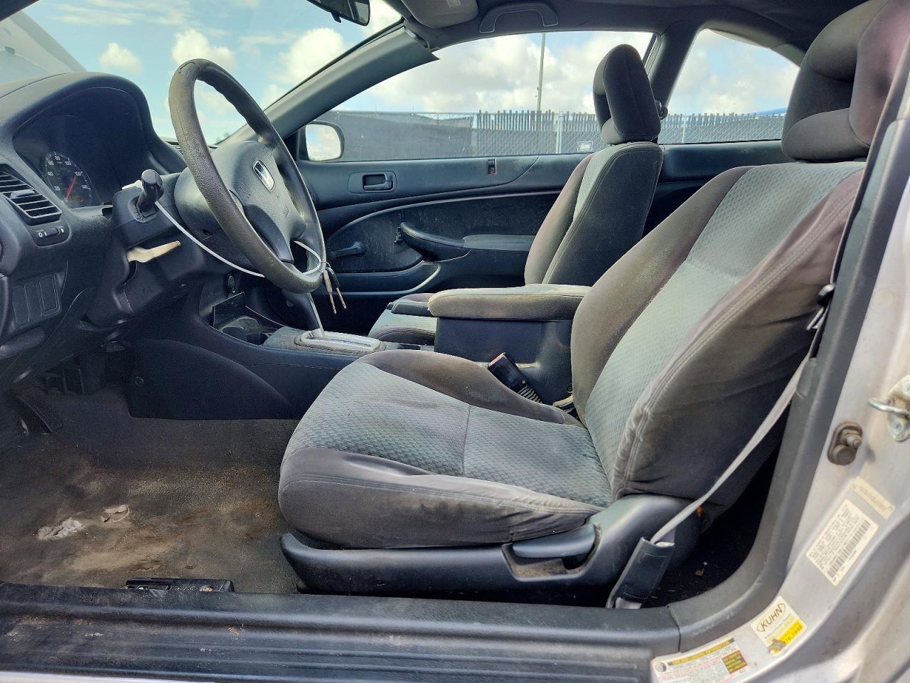 2005 Honda Civic Dx Vp Silver vin: 1HGEM22165L070072