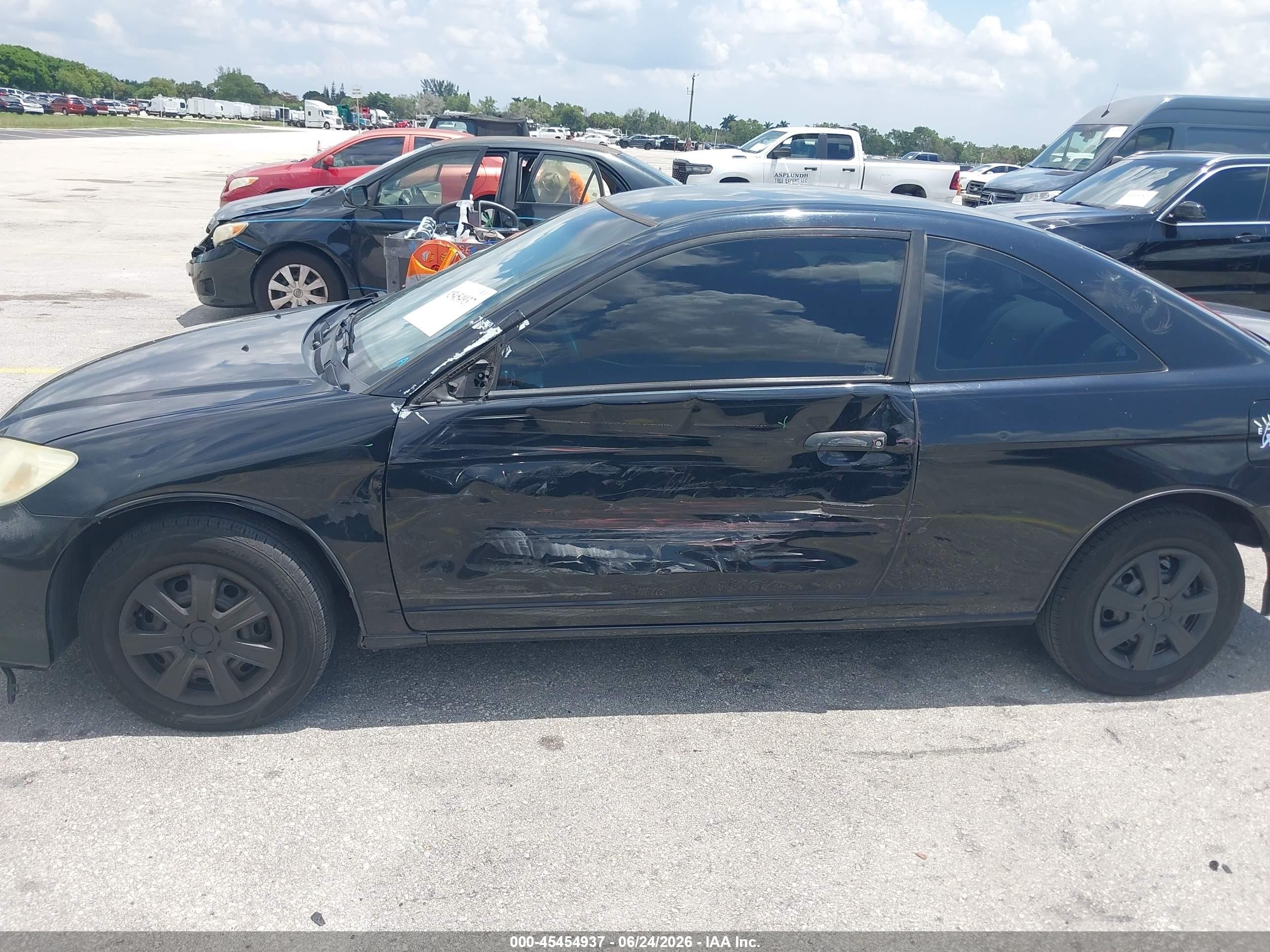 2004 Honda Civic Vp Черный vin: 1HGEM22184L008381
