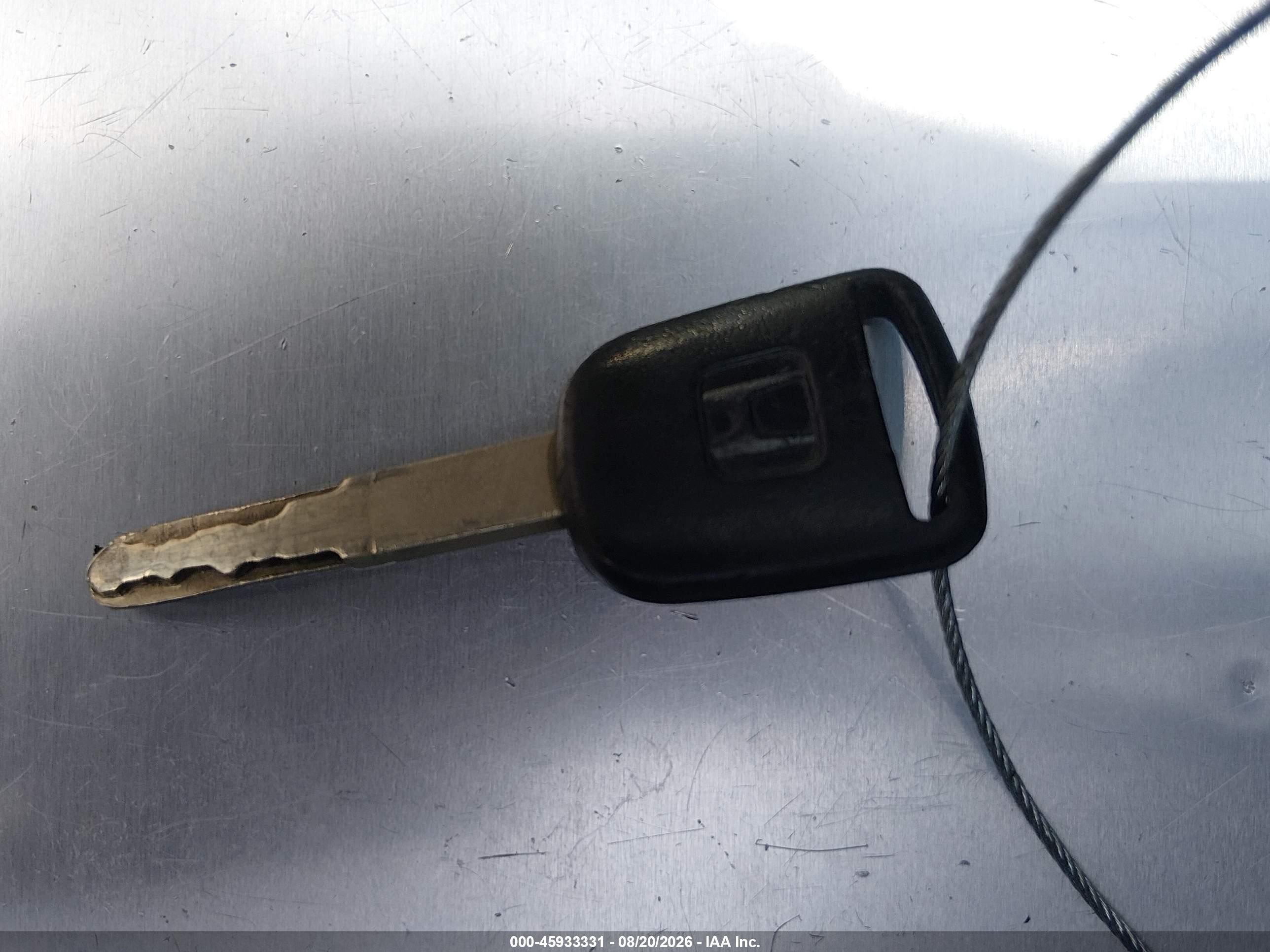 2004 Honda Civic Vp Silver vin: 1HGEM22184L049867