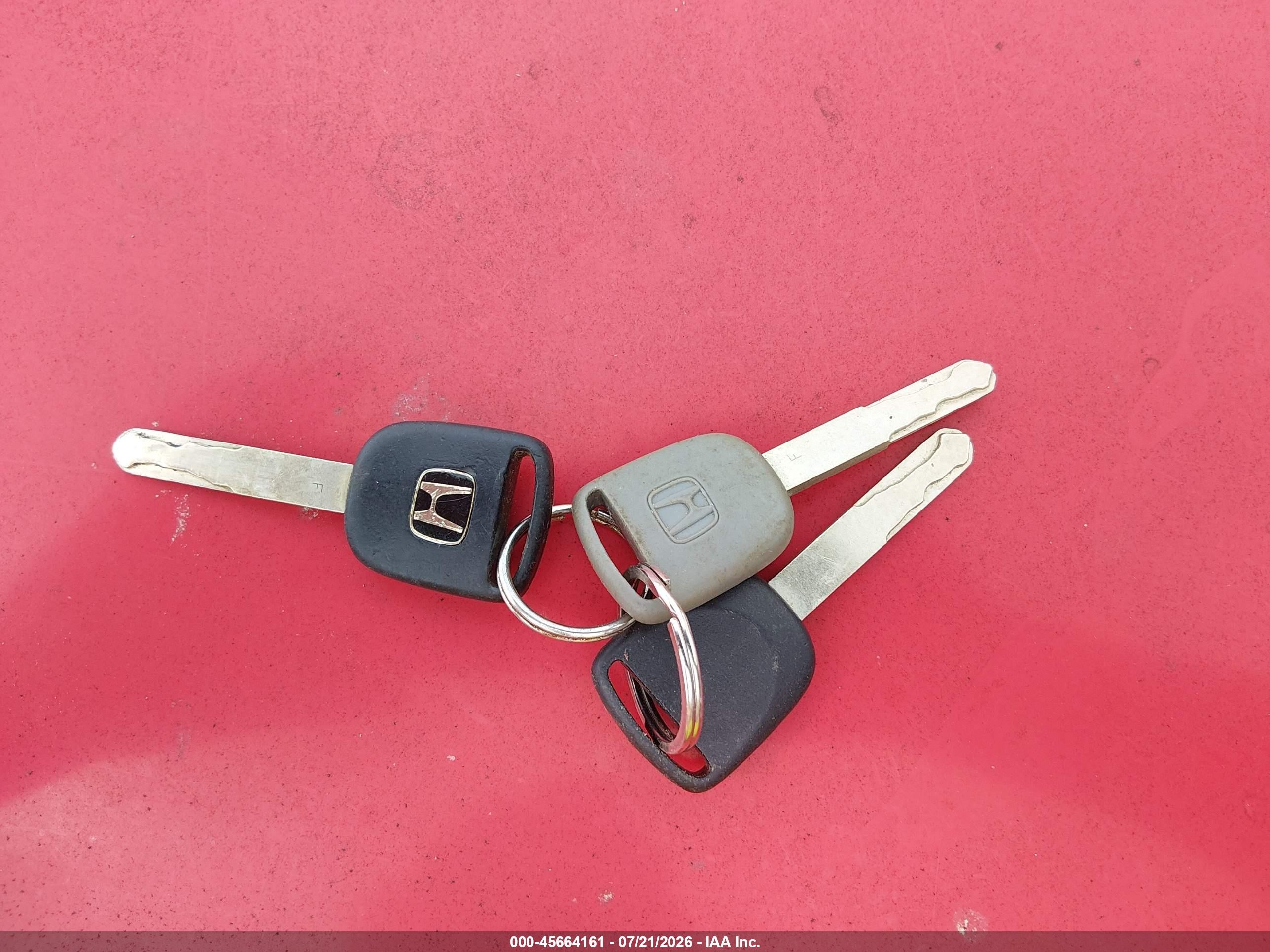 2005 Honda Civic Vp Red vin: 1HGEM22185L050339