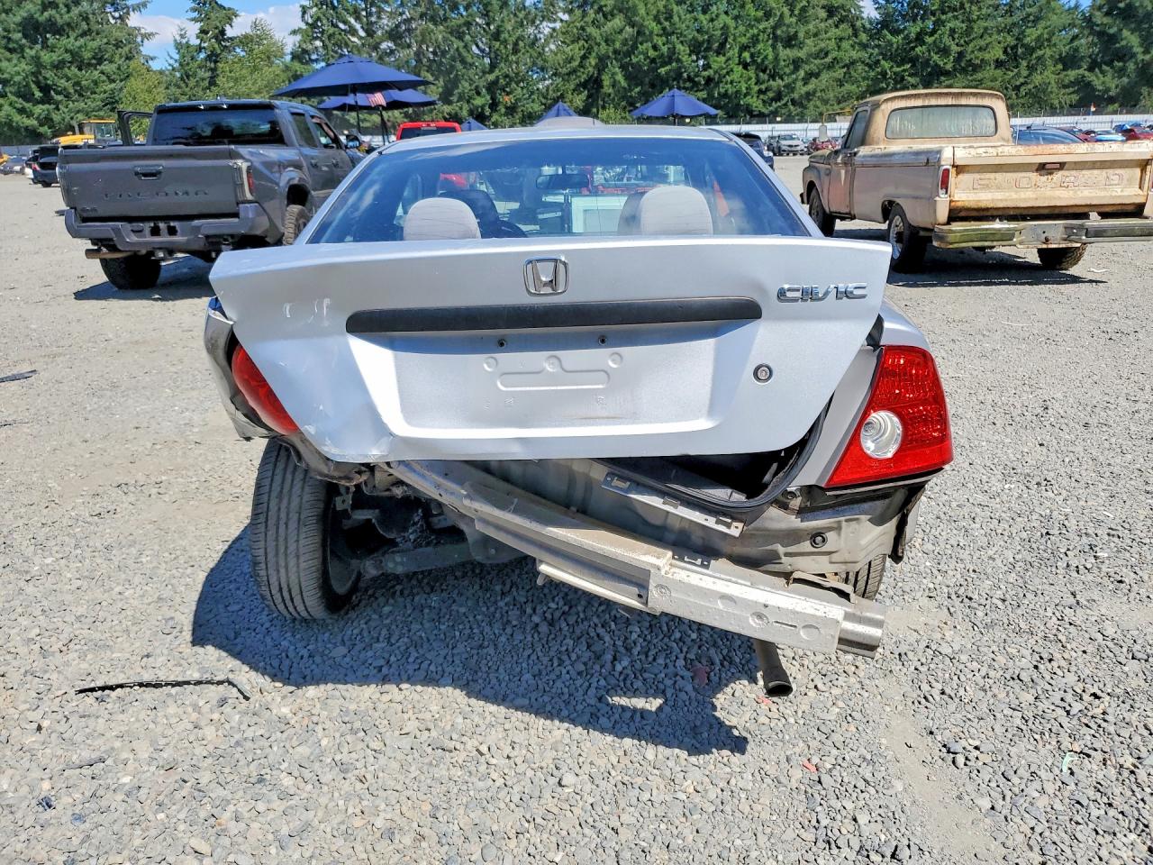 2005 Honda Civic Dx Vp Silver vin: 1HGEM221X5L005189