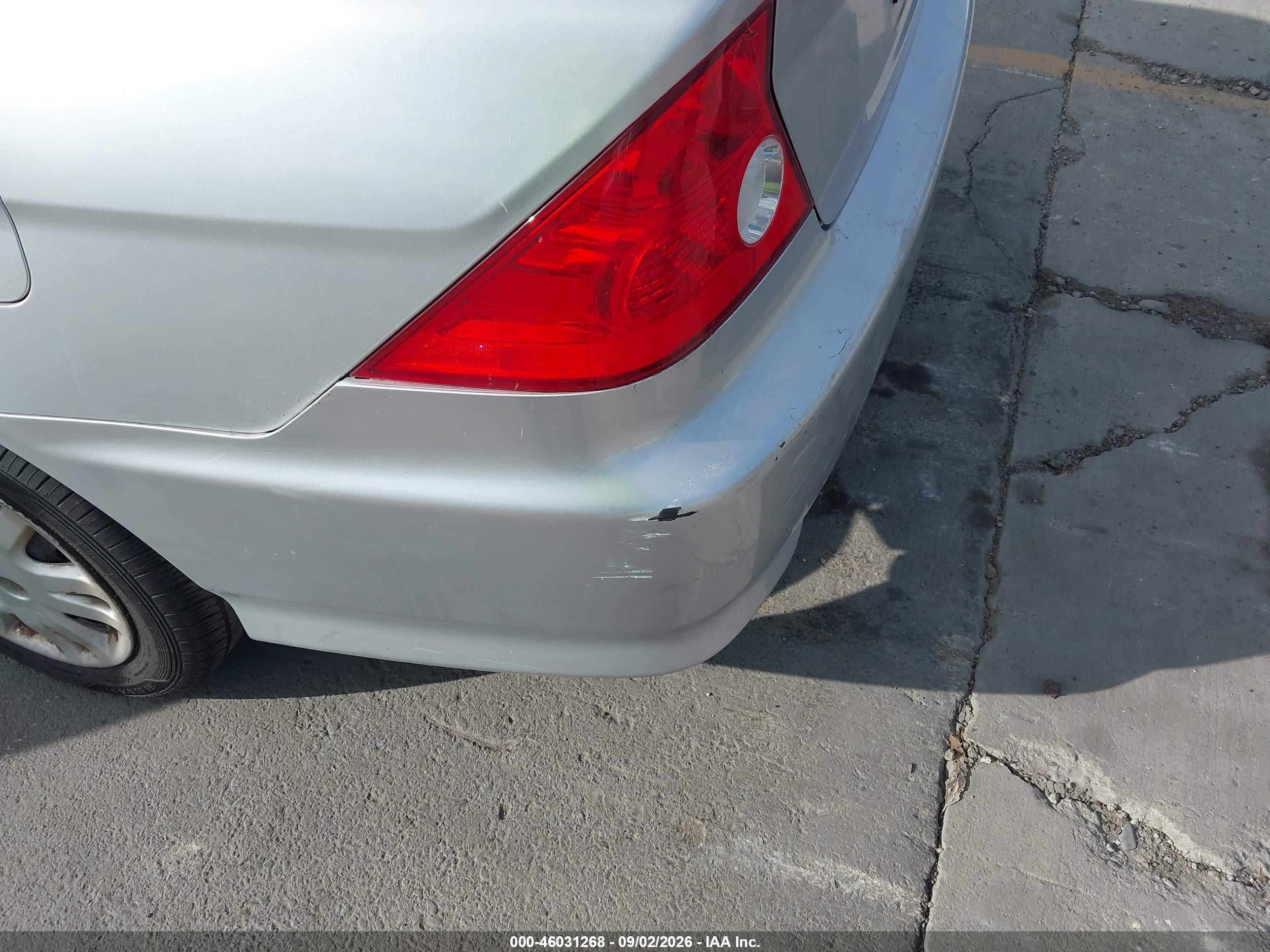 2005 Honda Civic Lx Silver vin: 1HGEM22515L011031