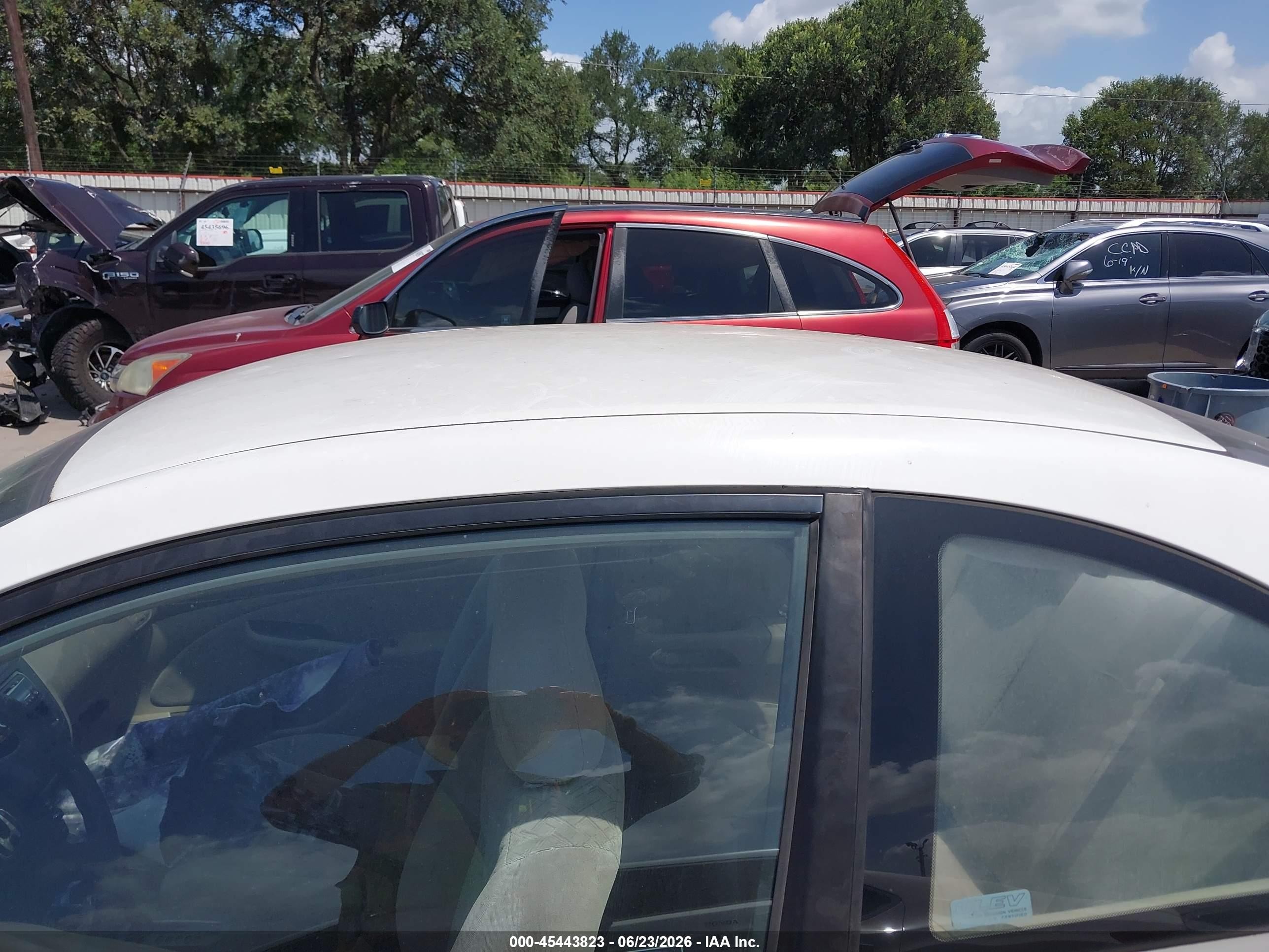 2001 Honda Civic Lx White vin: 1HGEM22571L094149