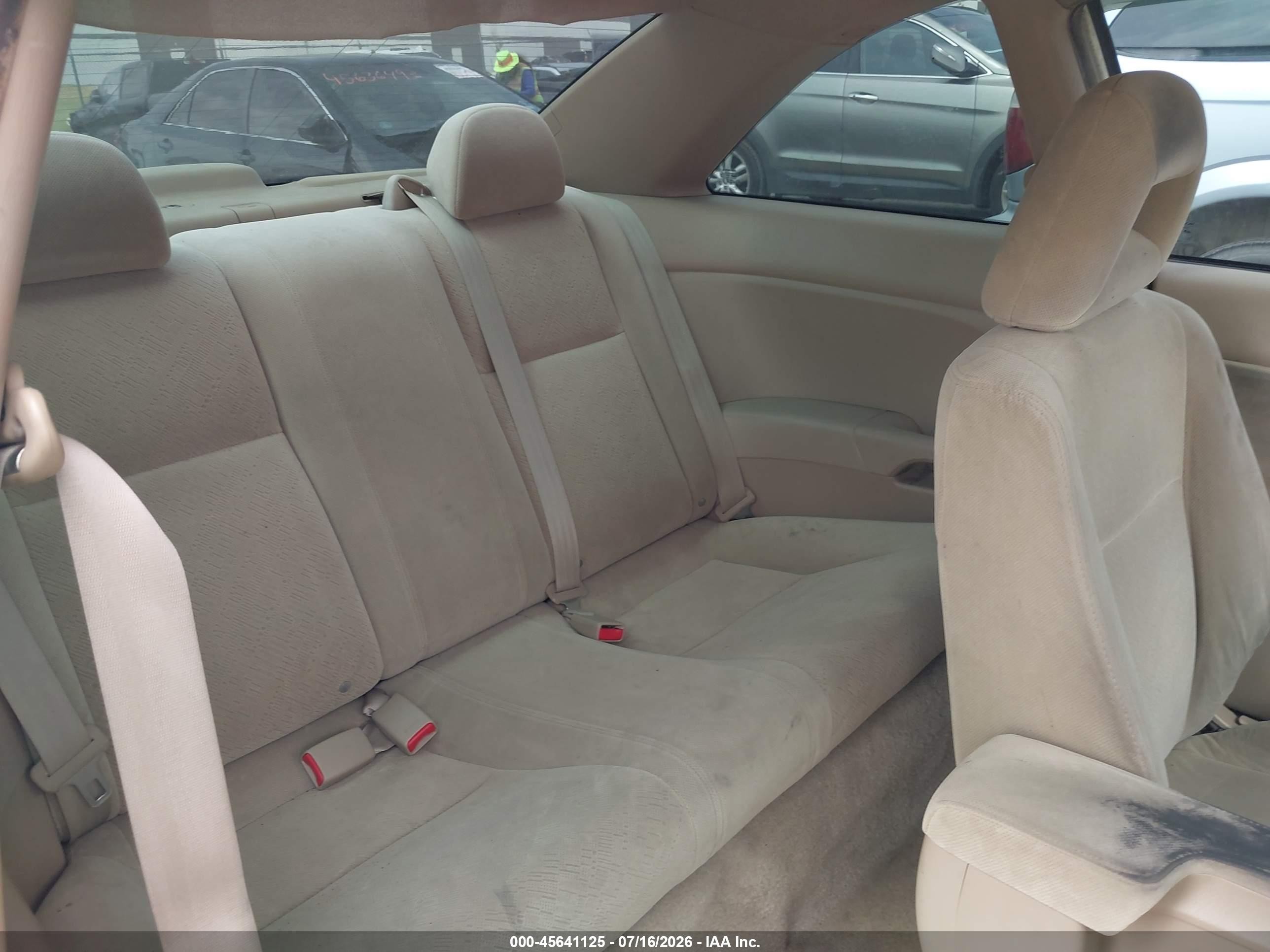2005 Honda Civic Lx Белый vin: 1HGEM22575L028867