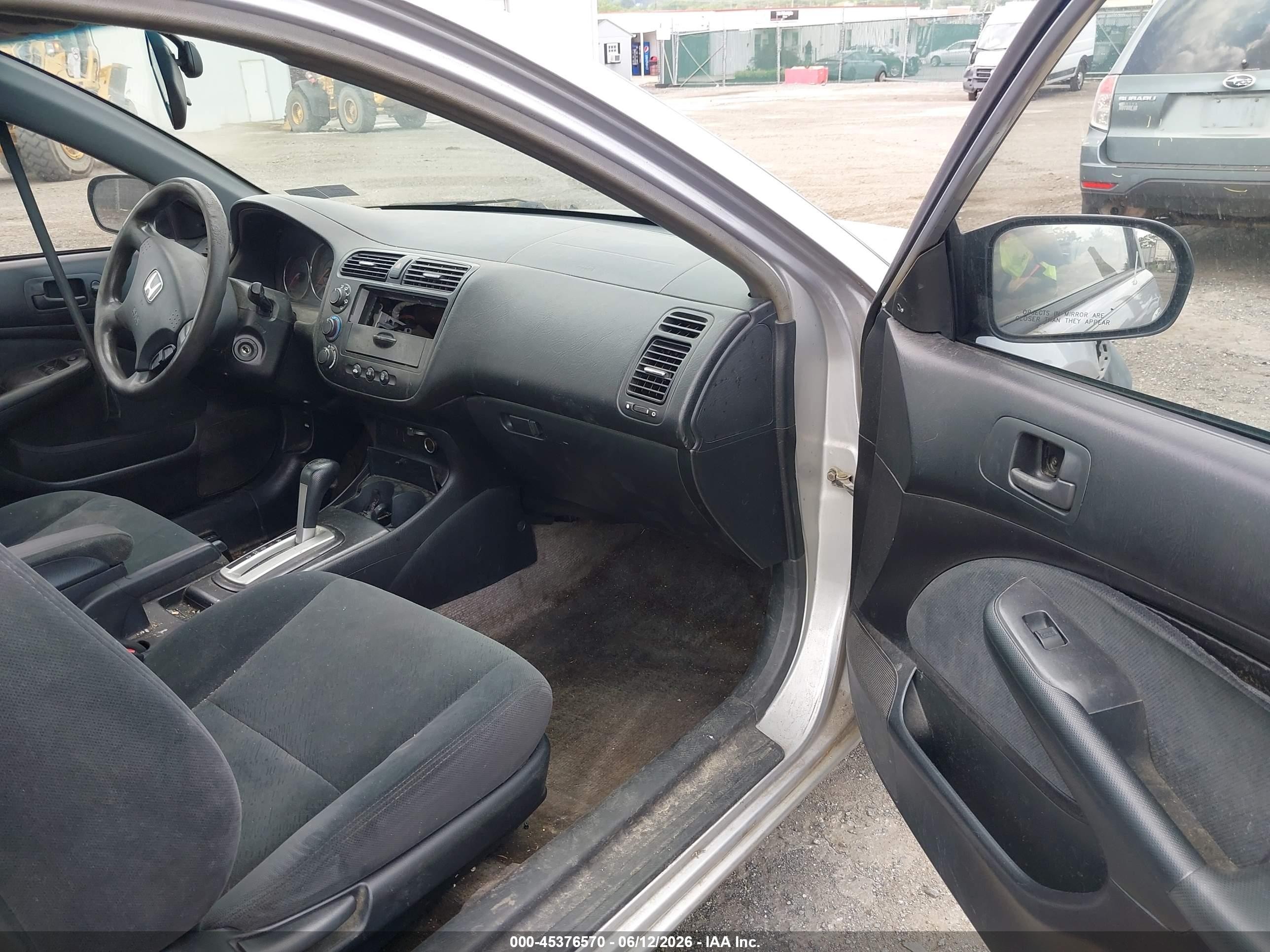 2005 Honda Civic Lx Silver vin: 1HGEM22575L036855