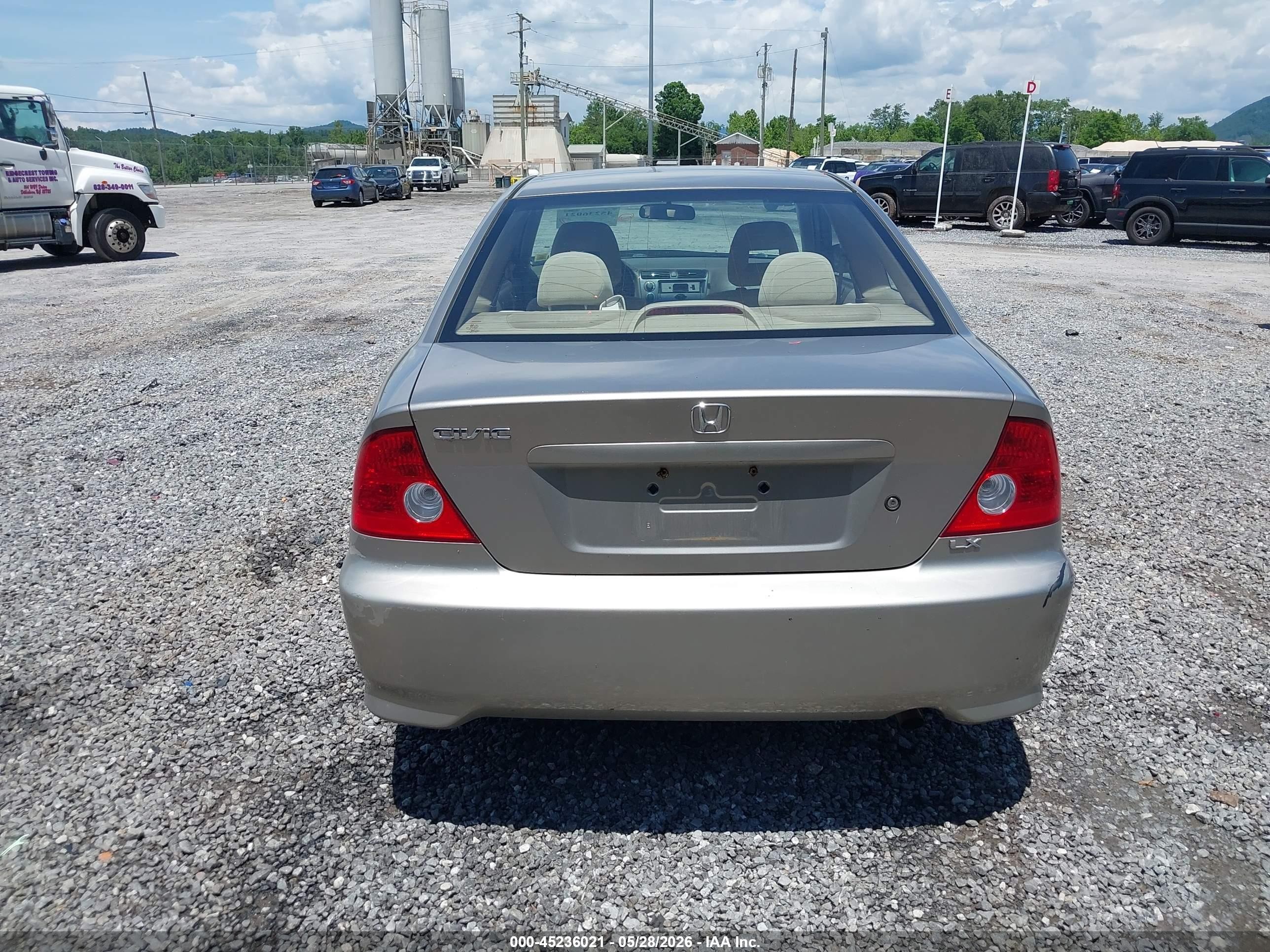 2005 Honda Civic Lx Silver vin: 1HGEM22575L051940