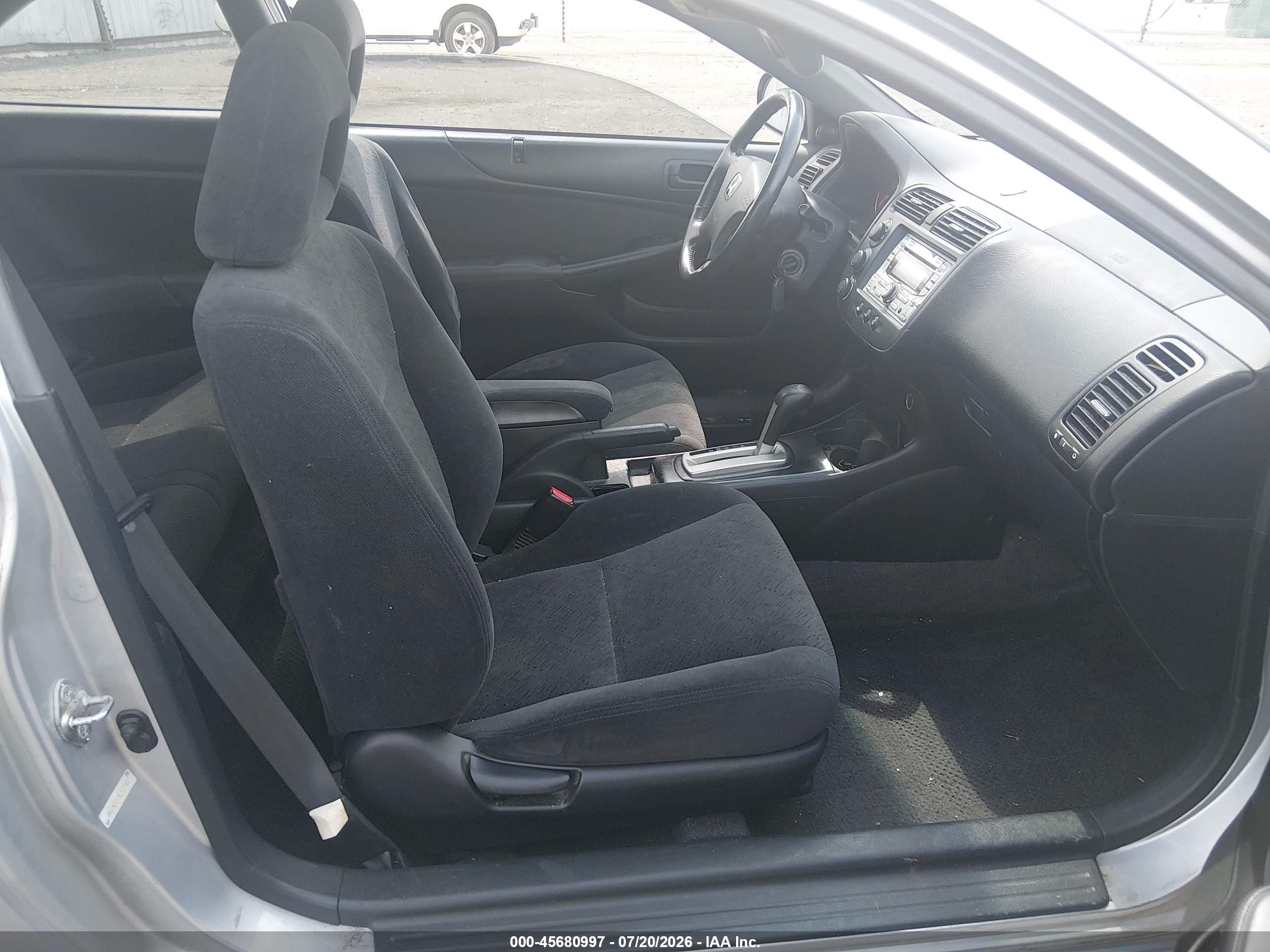 2005 Honda Civic Lx Silver vin: 1HGEM22575L072903