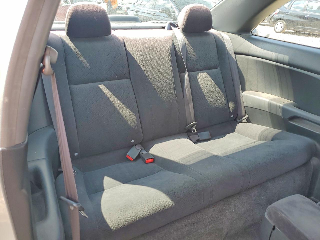 2003 Honda Civic Lx Silver vin: 1HGEM22583L001111