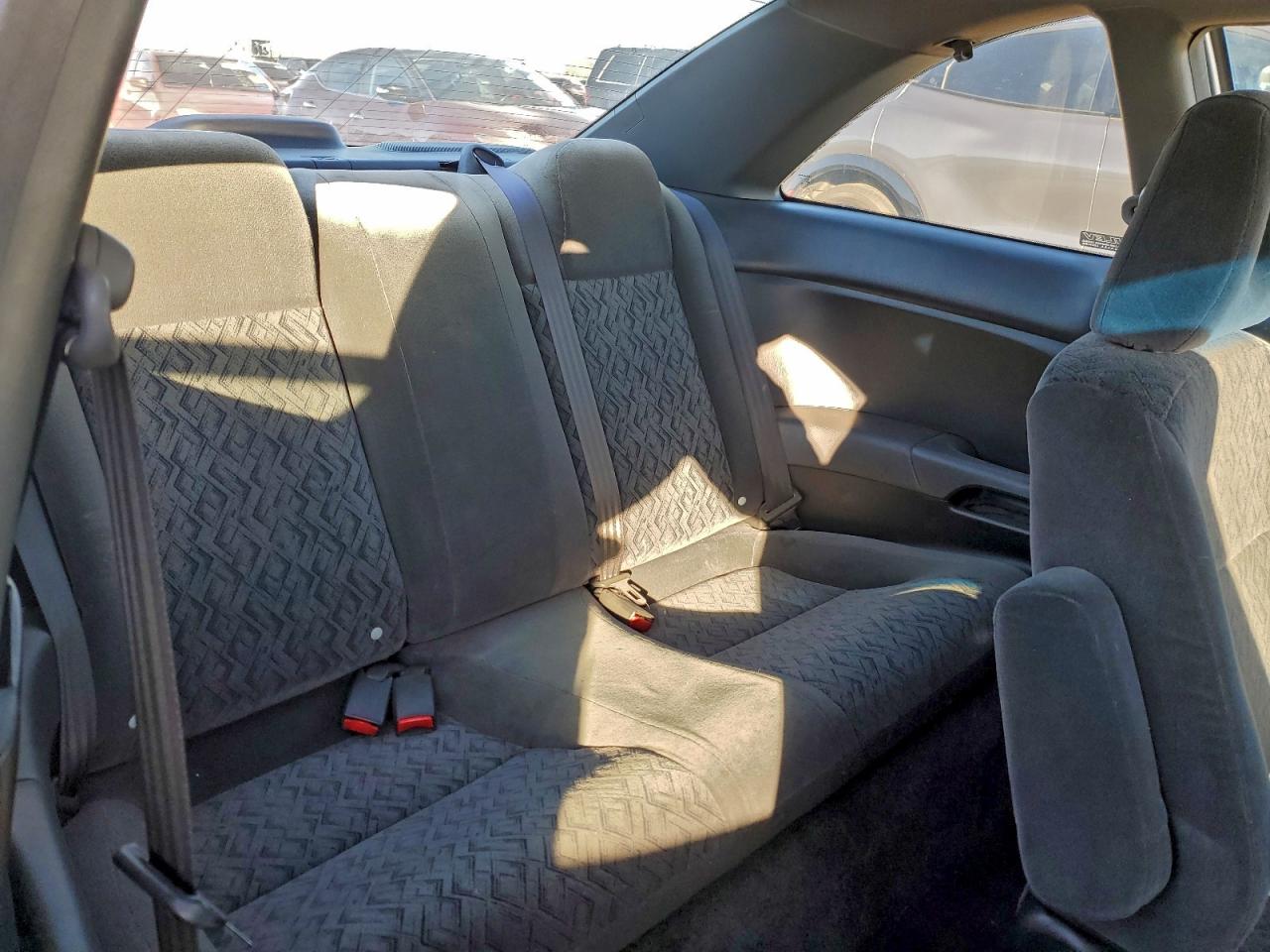 2002 Honda Civic Lx Silver vin: 1HGEM22592L019972