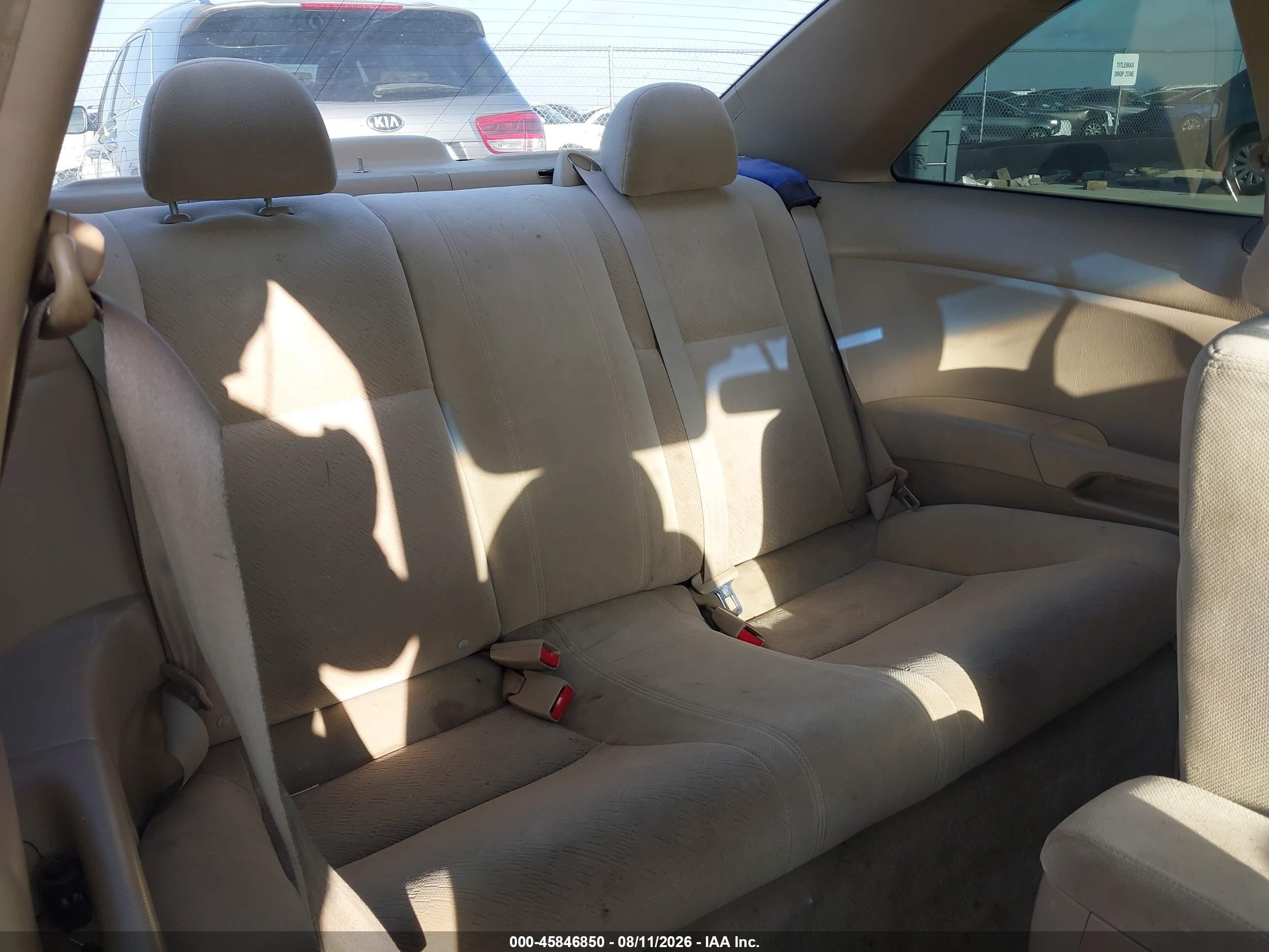 2003 Honda Civic Lx White vin: 1HGEM22593L041956