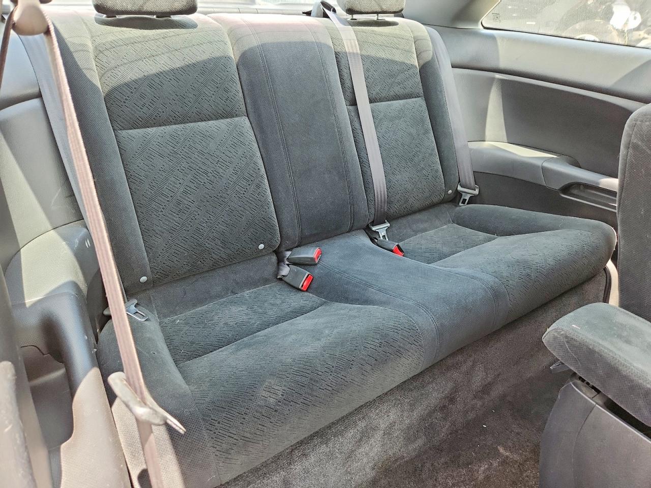 2003 Honda Civic Ex Серебряный vin: 1HGEM22933L037811